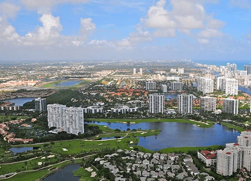 Aventura skyline