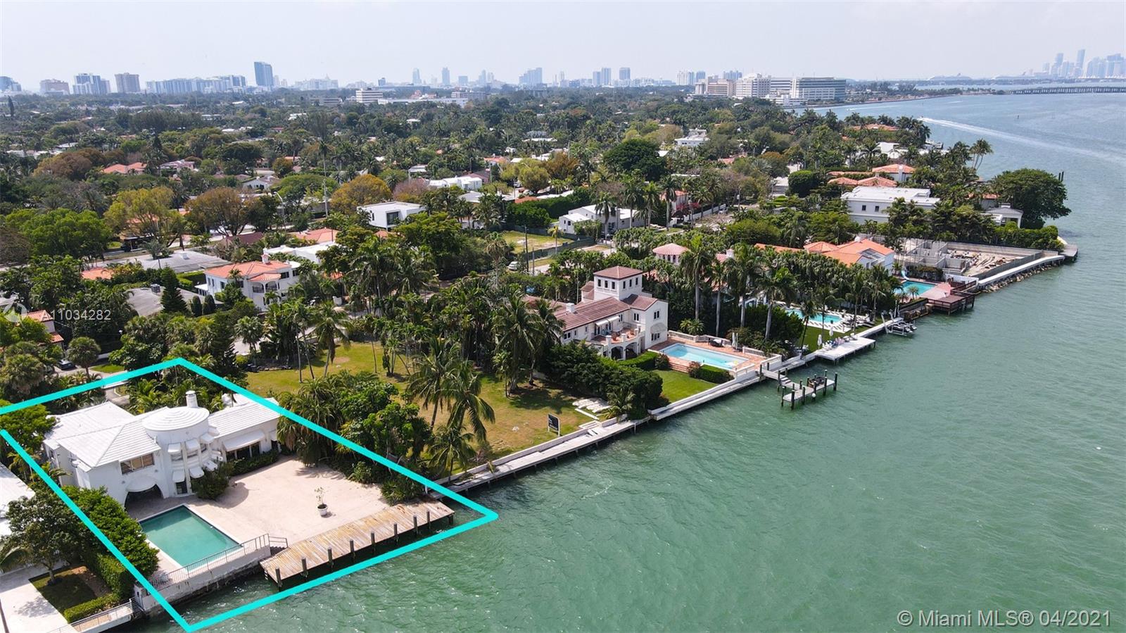 4774 Bay Rd, Miami Beach, Florida 33140, 4 Bedrooms Bedrooms, ,5 BathroomsBathrooms,Residential,Sold,NAUTILUS SUB,Bay Rd,A11034282