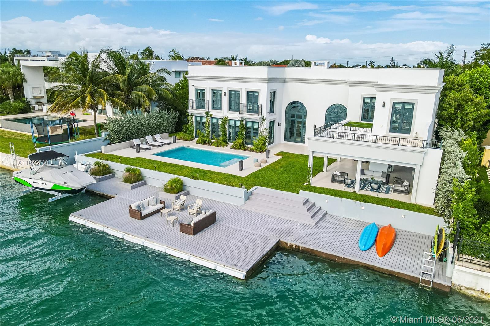 610 Mashta Dr, Key Biscayne, Florida 33149, 7 Bedrooms Bedrooms, ,6 BathroomsBathrooms,Residential,Sold,MASHTA ISLAND A REPLAT OF,Mashta Dr,A11055730