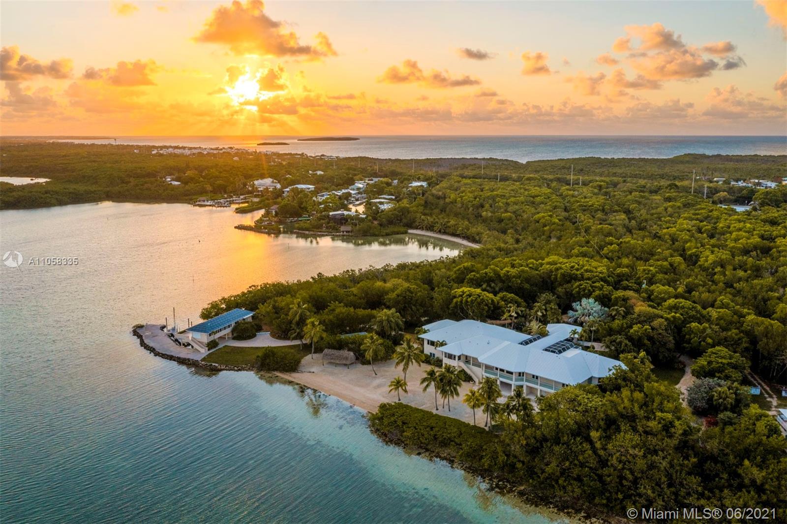 94100 Overseas Hwy, Tavernier, Florida 33070, 8 Bedrooms Bedrooms, ,10 BathroomsBathrooms,Residential,Sold,MATECUMBE SUB LOTS 3 & 4,Overseas Hwy,A11058335