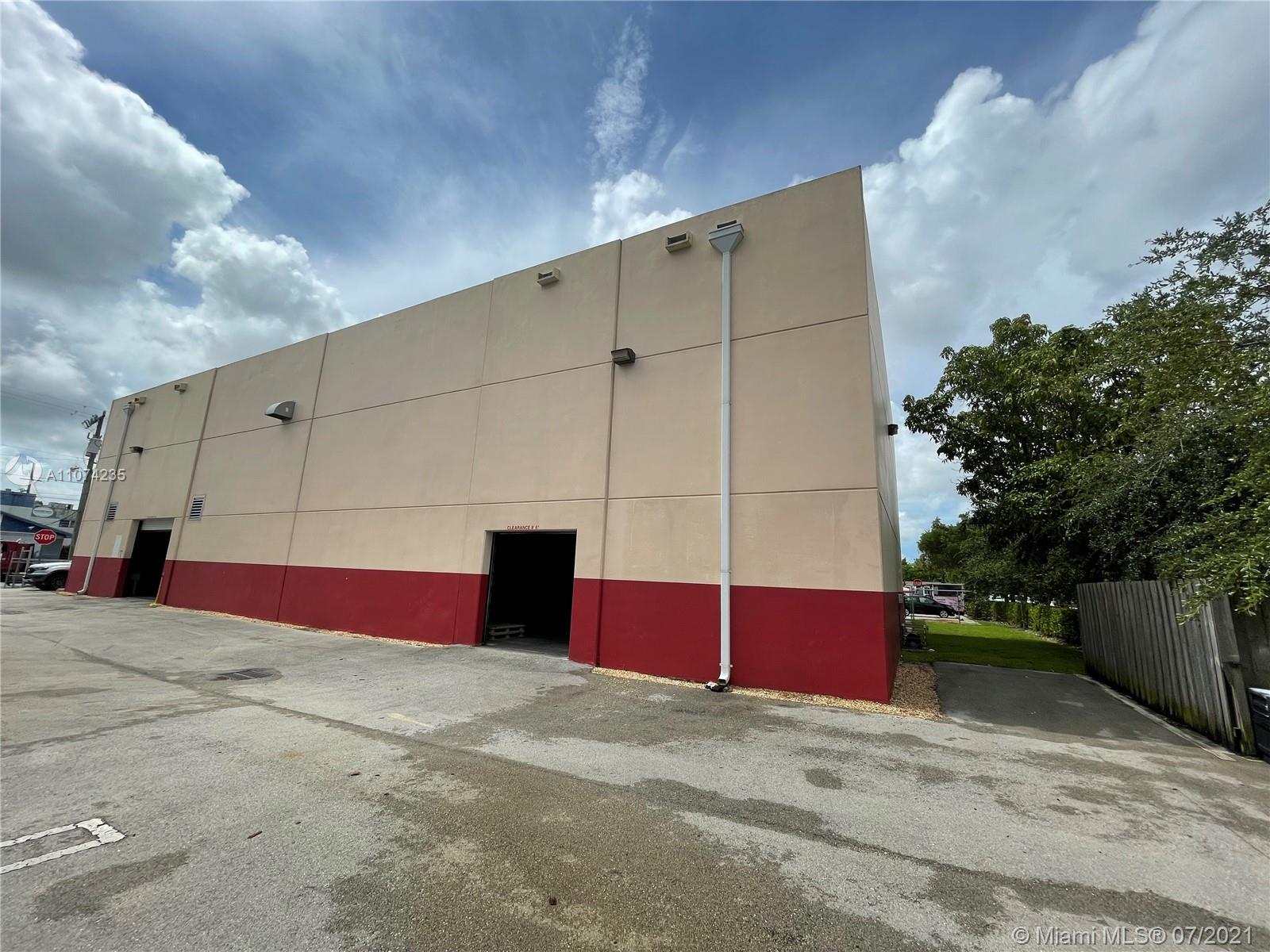 11001 40th St, Miami, Florida 33165, ,Commercial Sale,Sold,40th St,A11074235