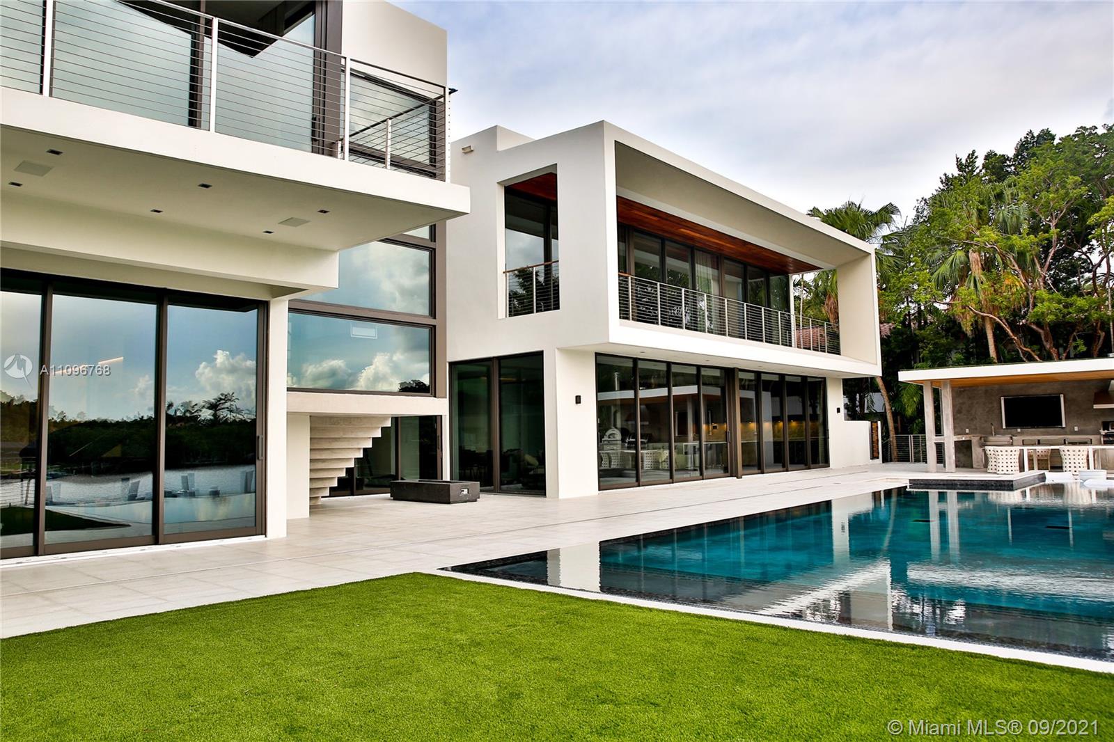 440 Costanera Rd, Coral Gables, Florida 33143, 5 Bedrooms Bedrooms, ,6 BathroomsBathrooms,Residential,Sold,COCOPLUM SEC 2 PLAT C,Costanera Rd,A11096768