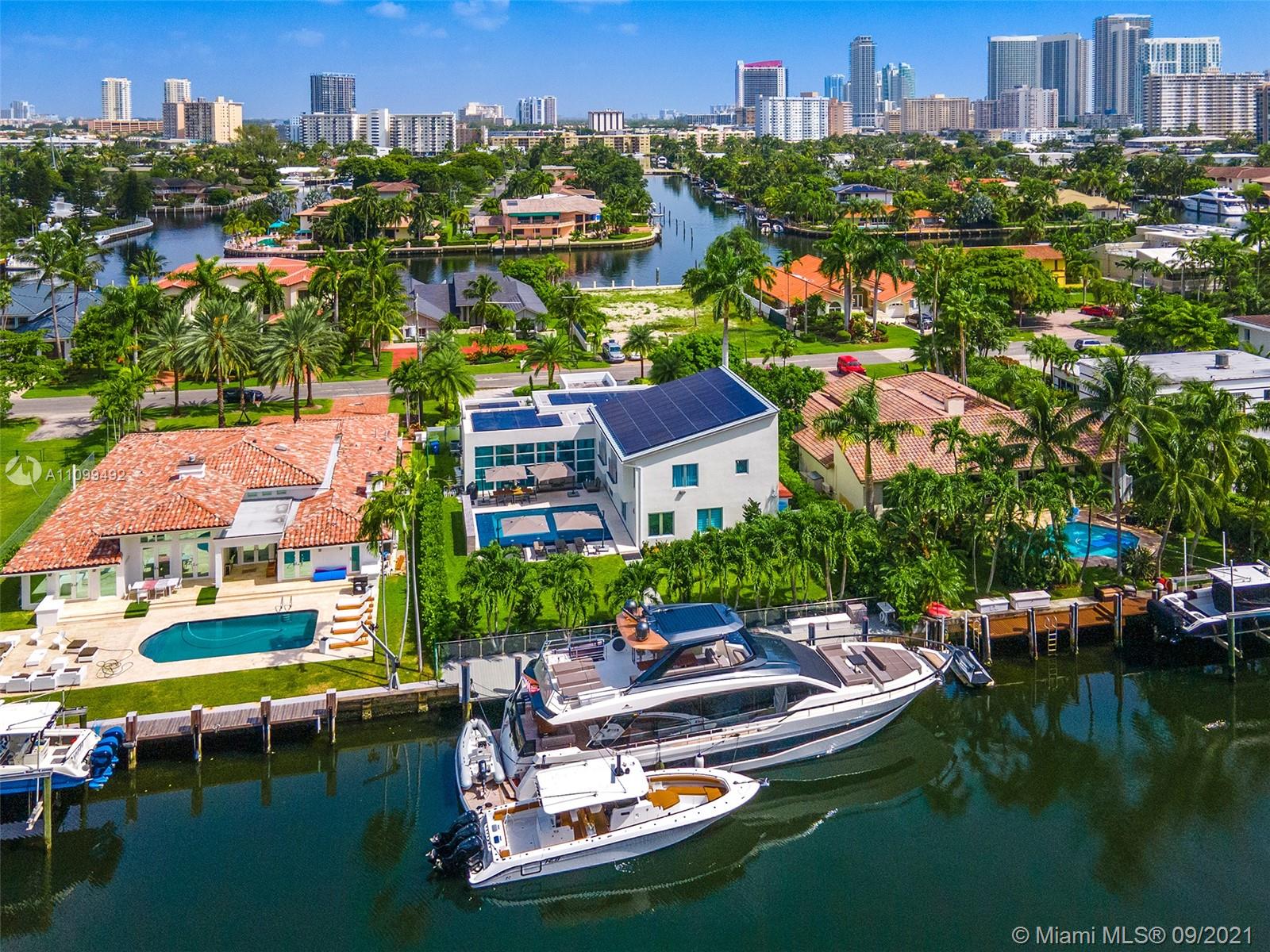 307 Holiday Dr, Hallandale Beach, Florida 33009, 4 Bedrooms Bedrooms, ,4 BathroomsBathrooms,Residential,Sold,GOLDEN ISLES,Holiday Dr,A11099492