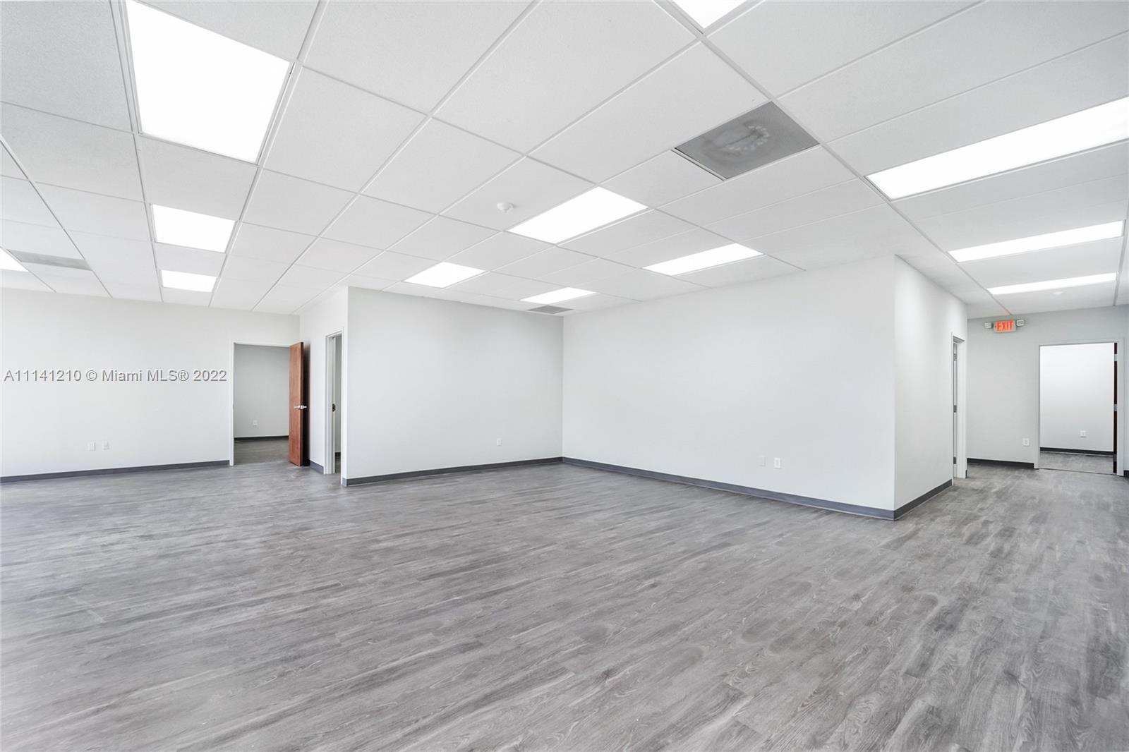 5420 33rd Ave, Fort Lauderdale, Florida 33309, ,Commercial Sale,Sold,33rd Ave,A11141210