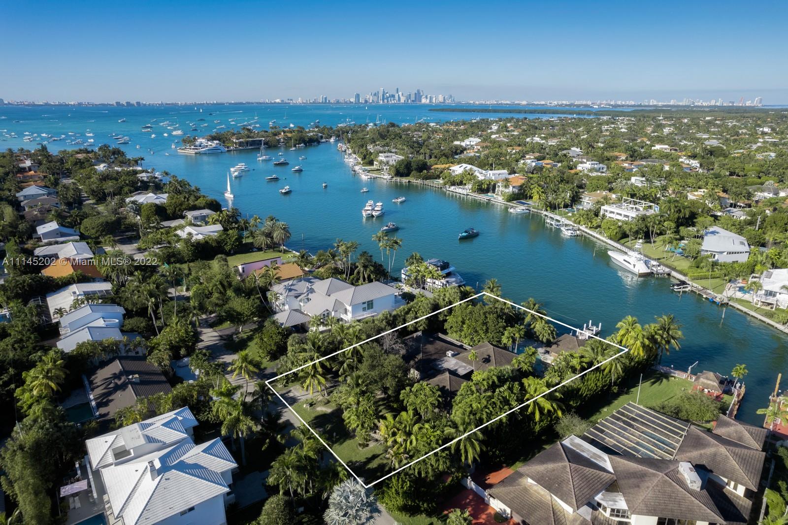 511 Mashta Dr, Key Biscayne, Florida 33149, 3 Bedrooms Bedrooms, ,3 BathroomsBathrooms,Residential,Sold,MASHTA ISLAND A REPLAT OF,Mashta Dr,A11145202