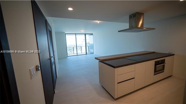1000 Brickell Plaza, Miami, Florida 33131, 1 Bedroom Bedrooms, ,1 BathroomBathrooms,Residential,Sold,BRICKELL FLATIRON,Brickell Plaza,A11174551
