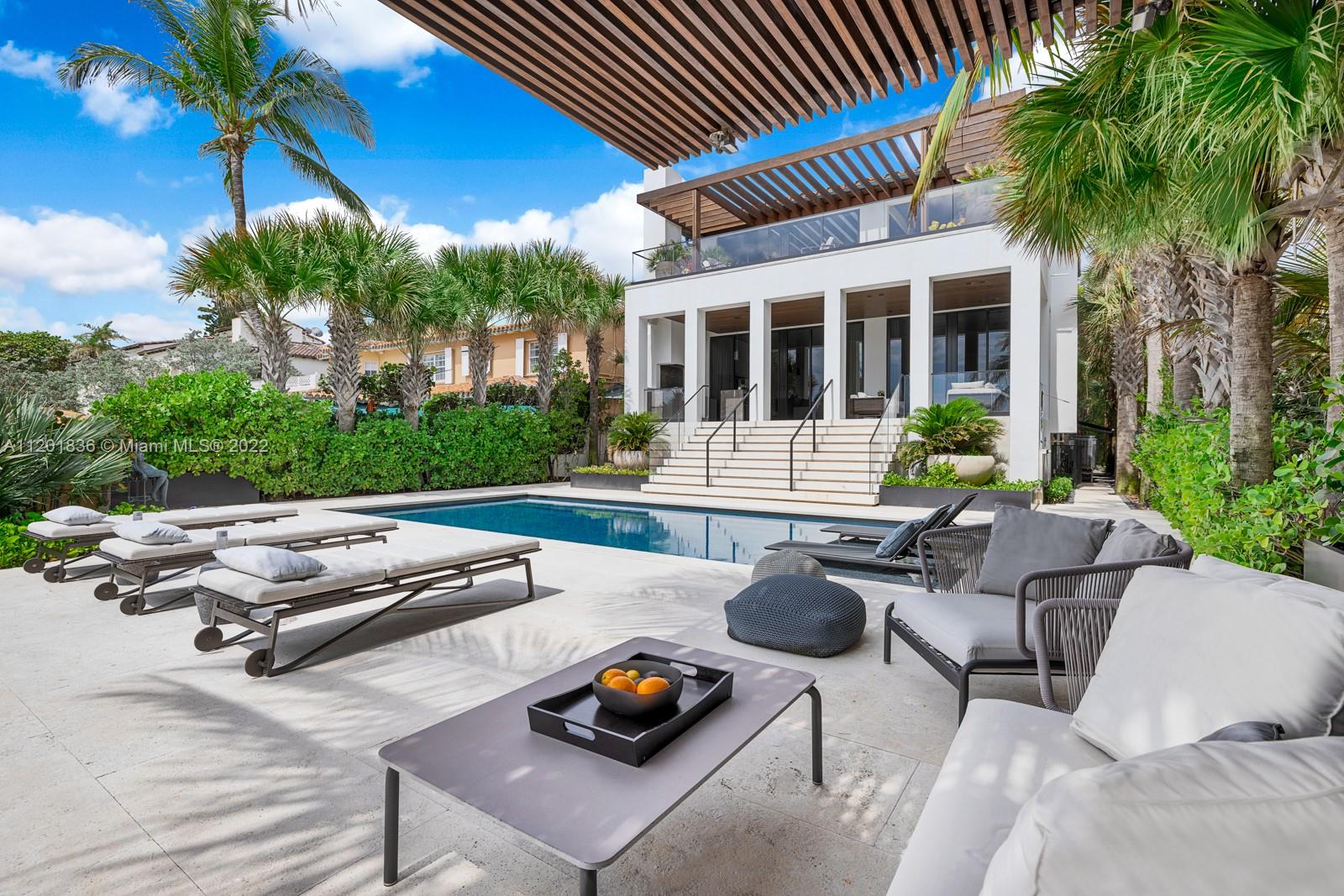 469 Ocean Blvd, Golden Beach, Florida 33160, 3 Bedrooms Bedrooms, ,3 BathroomsBathrooms,Residential,Sold,GOLDEN BEACH SEC B,Ocean Blvd,A11201836