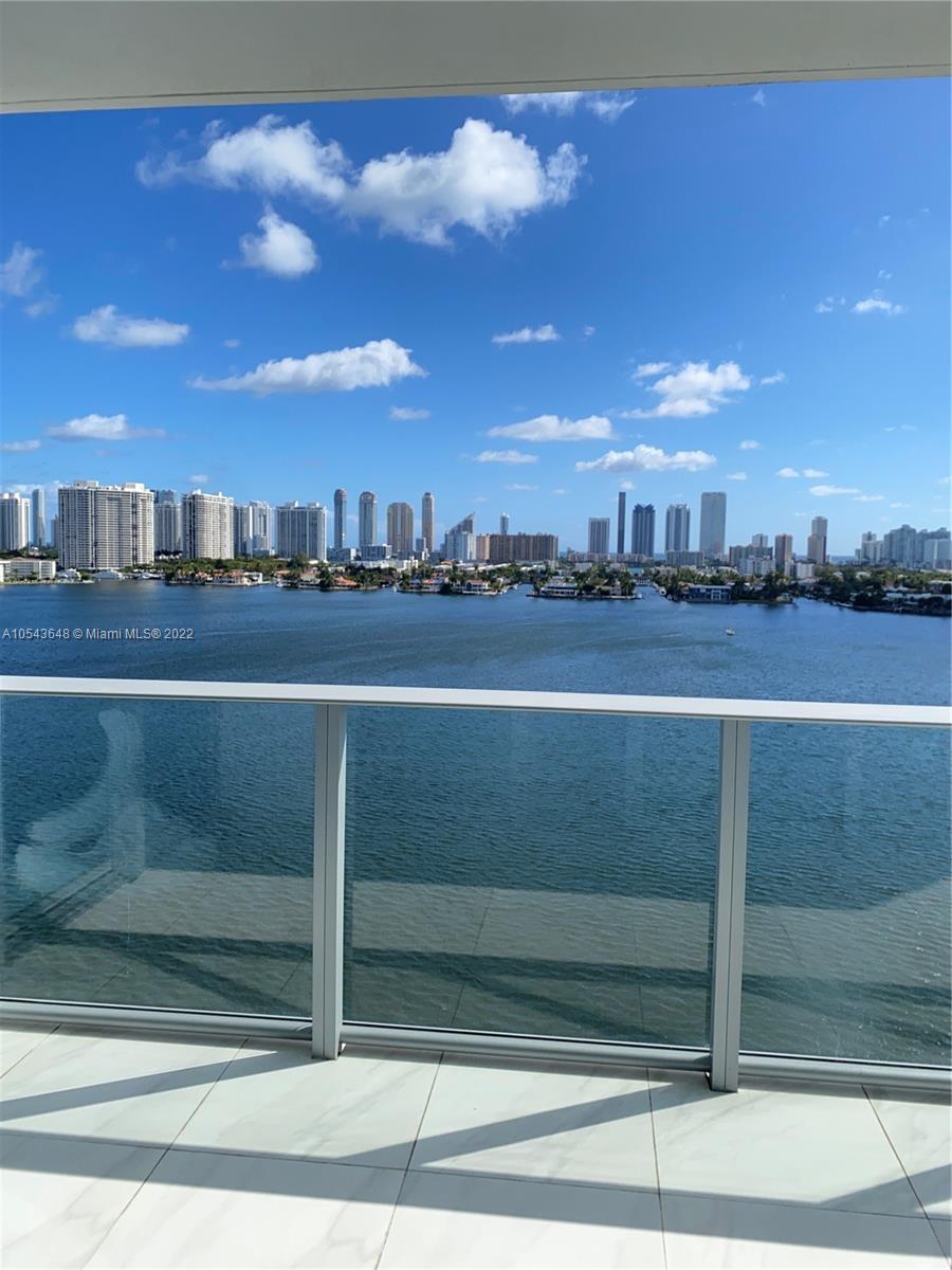 17111 Biscayne Blvd, North Miami Beach, Florida 33160, 3 Bedrooms Bedrooms, ,3 BathroomsBathrooms,Residential,Sold,The Reserve at Marina Pal,Biscayne Blvd,A10543648