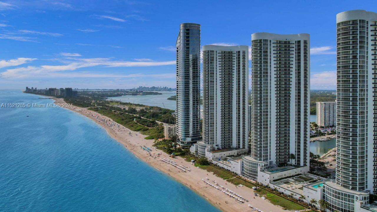 15811 Collins Avenue, Sunny Isles Beach, Florida 33160, 3 Bedrooms Bedrooms, ,3 BathroomsBathrooms,Residential,Sold,Trump Tower III Condo,Collins Avenue,A11521285