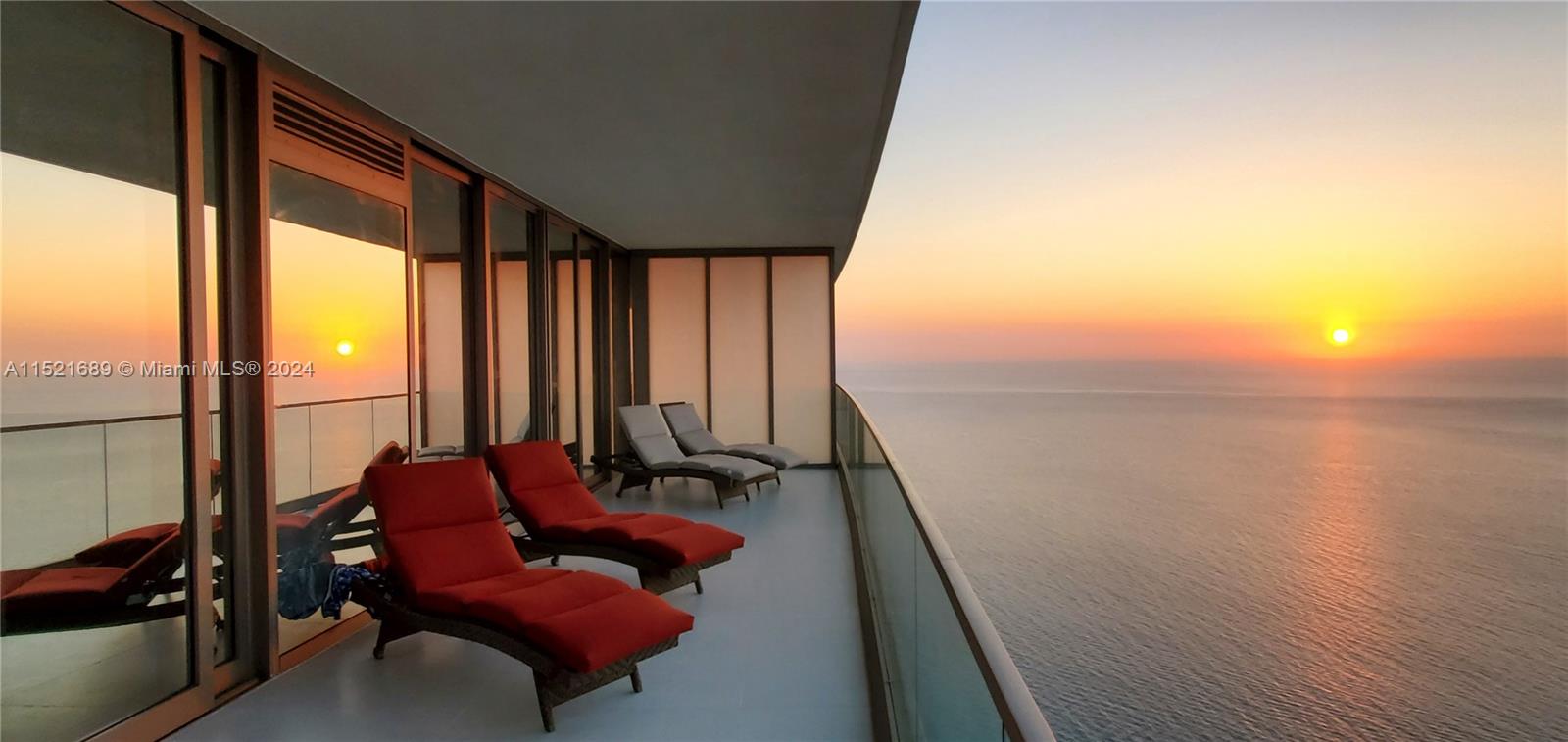 18975 Collins Ave, Sunny Isles Beach, Florida 33160, 3 Bedrooms Bedrooms, ,3 BathroomsBathrooms,Residential Lease,For Rent,Collins Ave,A11521689