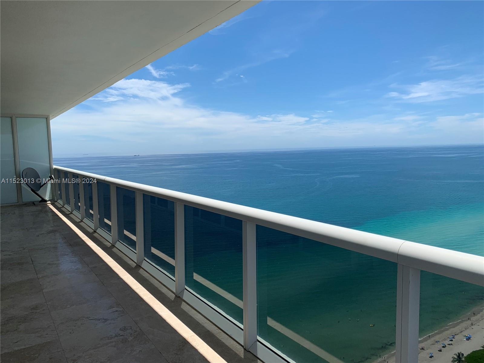 1830 Ocean Dr, Hallandale Beach, Florida 33009, 2 Bedrooms Bedrooms, ,2 BathroomsBathrooms,Residential Lease,For Rent,BEACH CLUB TWO,Ocean Dr,A11523013