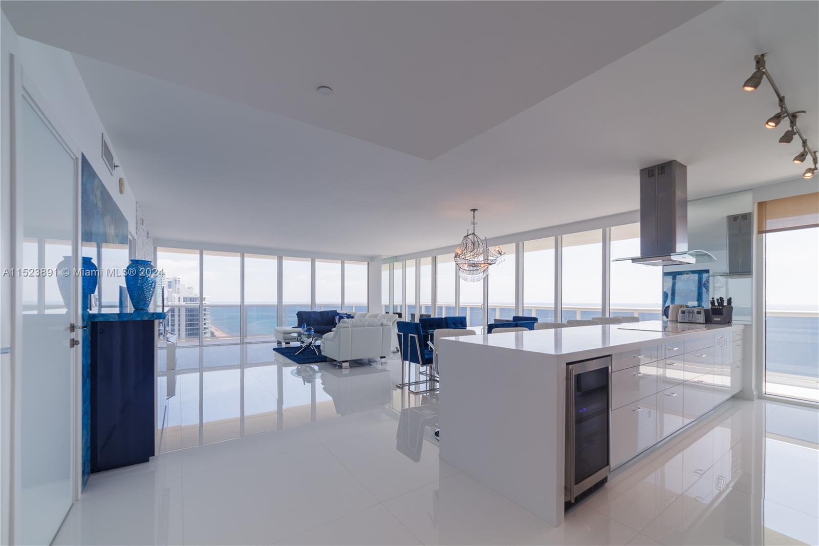 1830 Ocean Dr, Hallandale Beach, Florida 33009, 3 Bedrooms Bedrooms, ,3 BathroomsBathrooms,Residential Lease,For Rent,BEACH CLUB TWO,Ocean Dr,A11523891