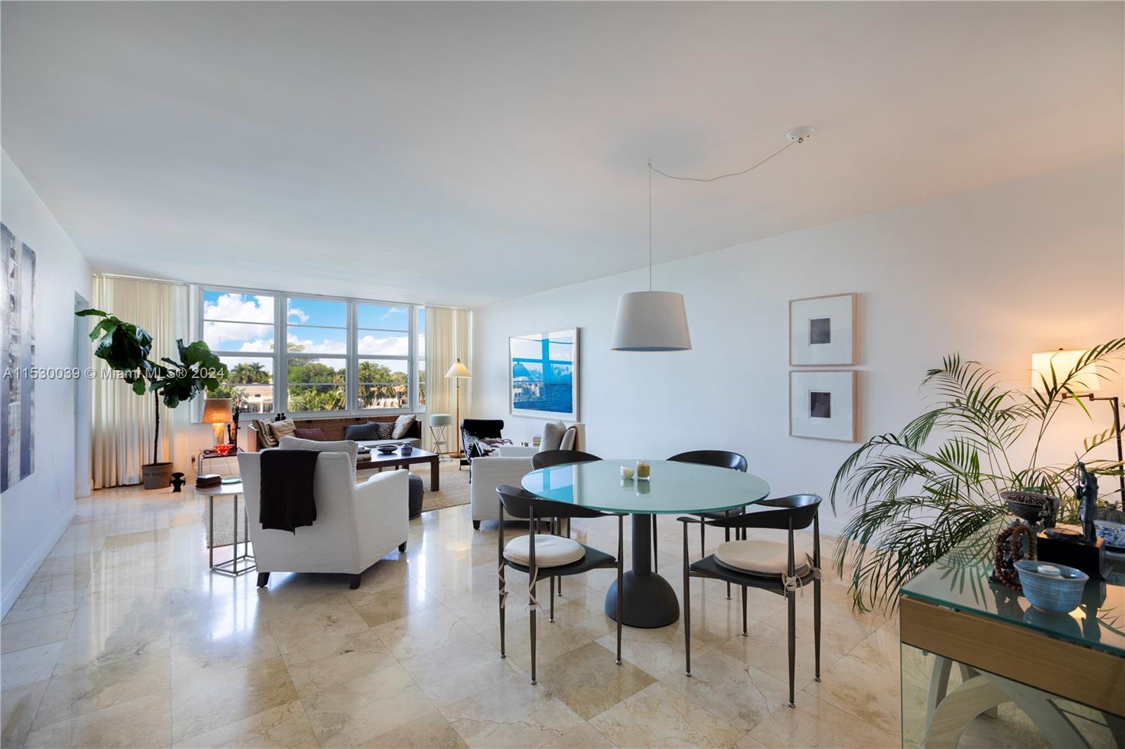 5700 Collins Ave, Miami Beach, Florida 33140, 2 Bedrooms Bedrooms, ,2 BathroomsBathrooms,Residential,Sold,Seacoast 5700,Collins Ave,A11530039