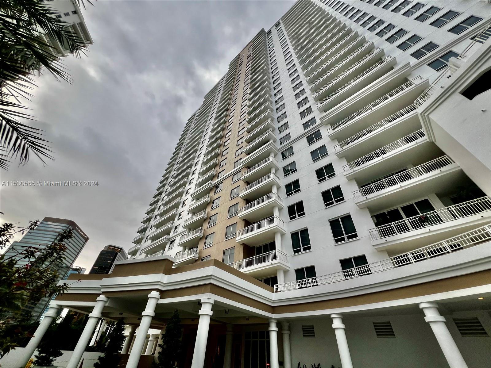 801 Brickell Key Blvd, Miami, Florida 33131, 1 Bedroom Bedrooms, ,1 BathroomBathrooms,Residential Lease,For Rent,COURTS BRICKELL KEY CONDO,Brickell Key Blvd,A11530565