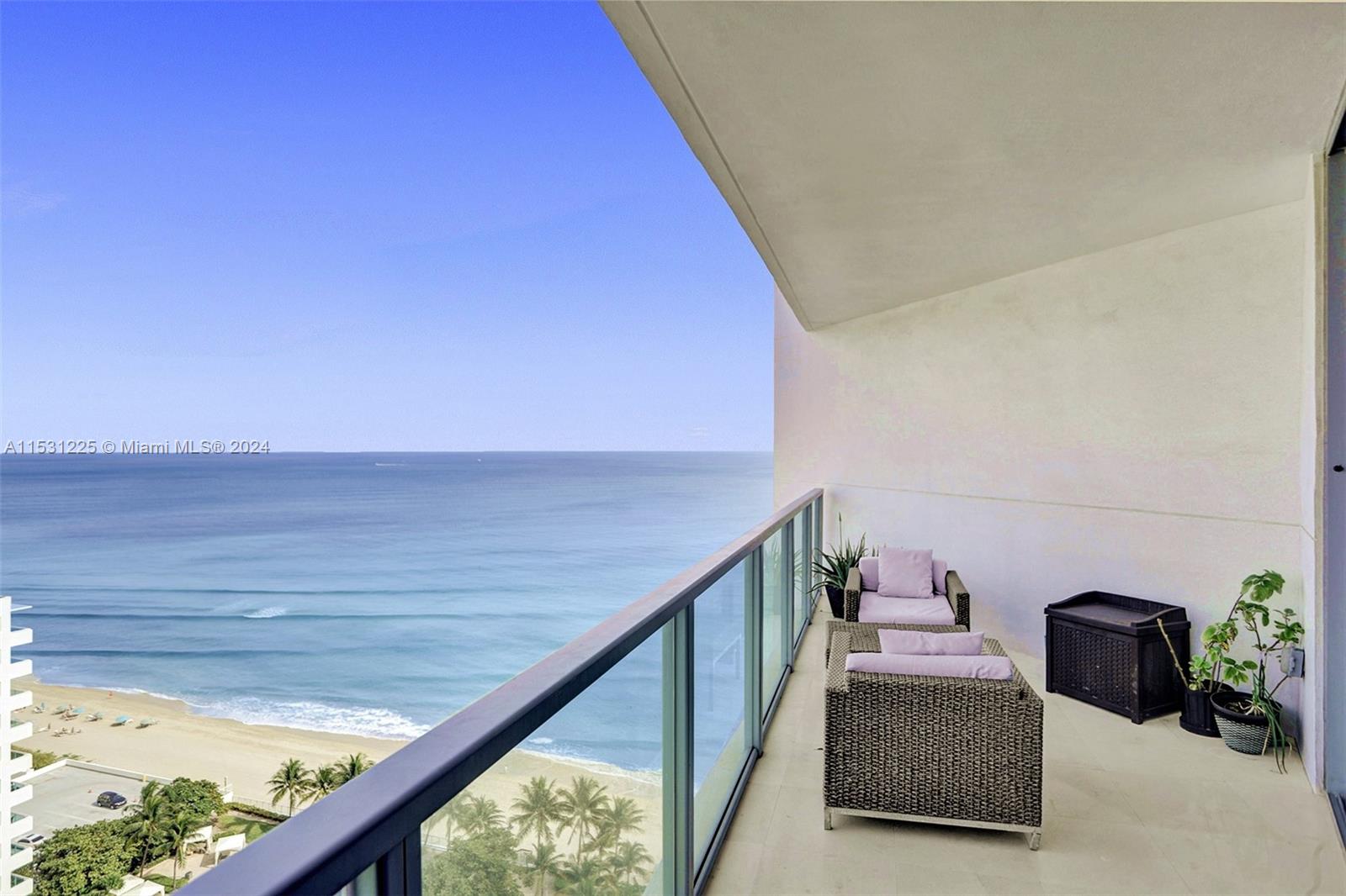 3101 Ocean Dr, Hollywood, Florida 33019, 2 Bedrooms Bedrooms, ,3 BathroomsBathrooms,Residential Lease,For Rent,OCEAN PALMS CONDO,Ocean Dr,A11531225
