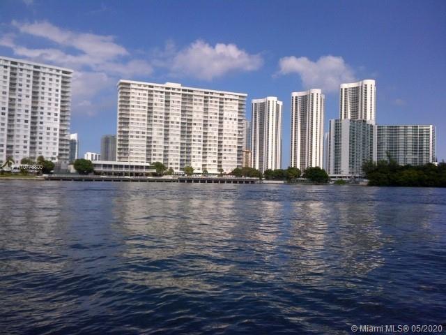 300 Bayview Dr, Sunny Isles Beach, Florida 33160, 2 Bedrooms Bedrooms, ,2 BathroomsBathrooms,Residential,Sold,ARLEN HOUSE,Bayview Dr,A10778800