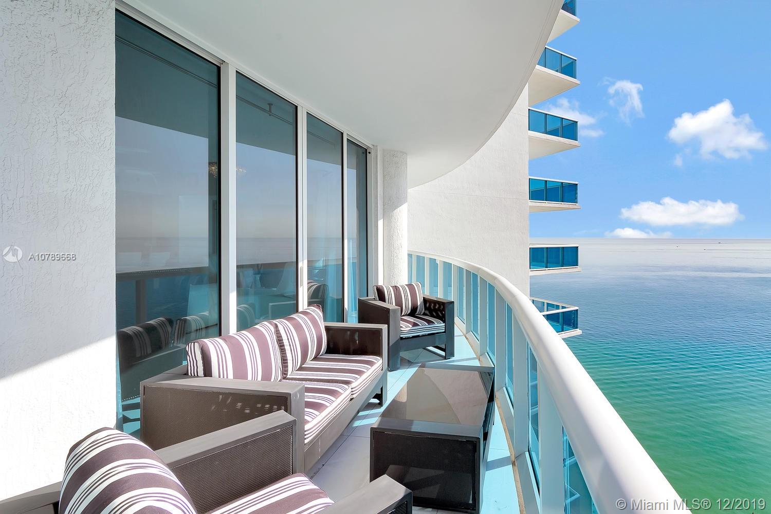 2711 Ocean Dr, Hollywood, Florida 33019, 3 Bedrooms Bedrooms, ,3 BathroomsBathrooms,Residential,Sold,Trump Hollywood,Ocean Dr,A10789668