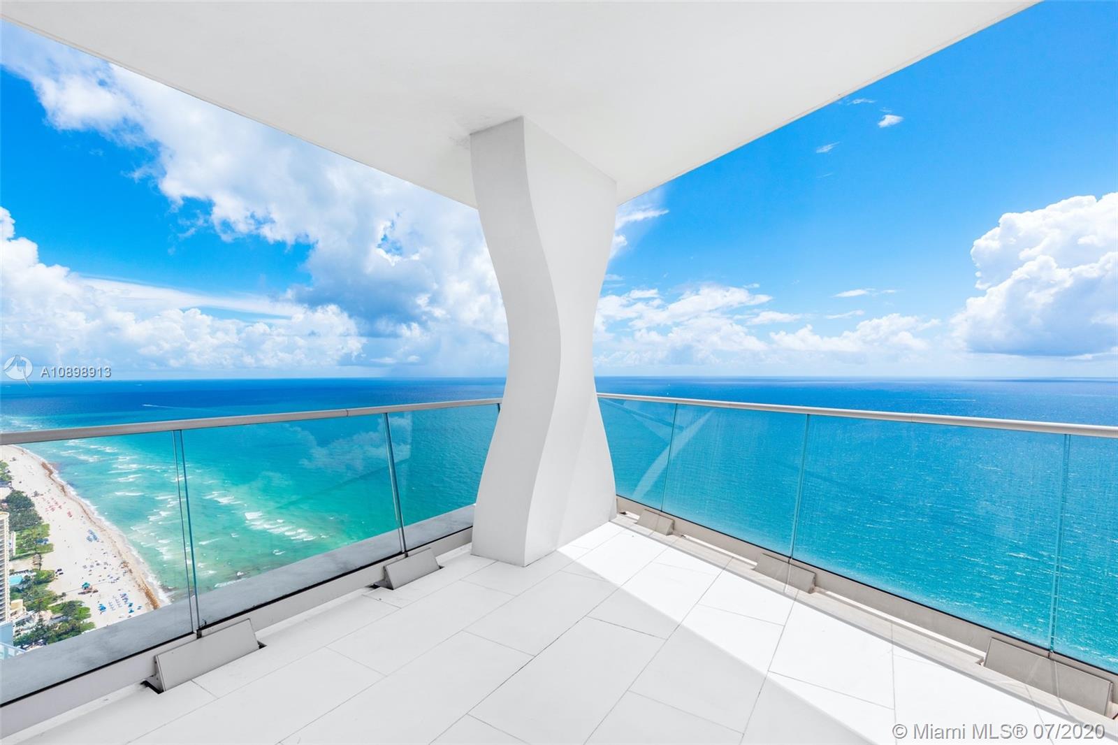 16901 Collins Ave, Sunny Isles Beach, Florida 33160, 3 Bedrooms Bedrooms, ,4 BathroomsBathrooms,Residential,Sold,Jade Signature,Collins Ave,A10898913