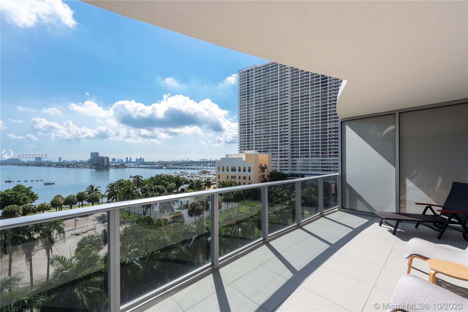 488 18th St, Miami, Florida 33132, 1 Bedroom Bedrooms, ,1 BathroomBathrooms,Residential,Sold,ARIA ON THE BAY CONDO,18th St,A10937059