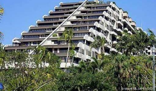 151 Crandon Blvd, Key Biscayne, Florida 33149, 2 Bedrooms Bedrooms, ,2 BathroomsBathrooms,Residential,Sold,THE EMARALDBAY,Crandon Blvd,A10952735