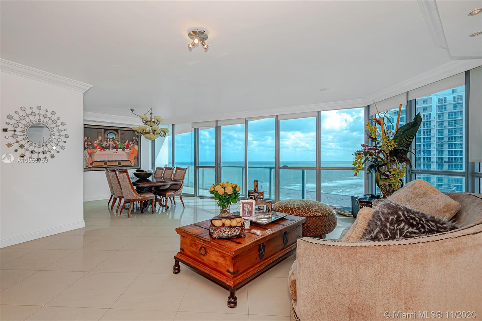 3101 Ocean Dr, Hollywood, Florida 33019, 3 Bedrooms Bedrooms, ,3 BathroomsBathrooms,Residential,Sold,OCEAN PALMS CONDO,Ocean Dr,A10956759