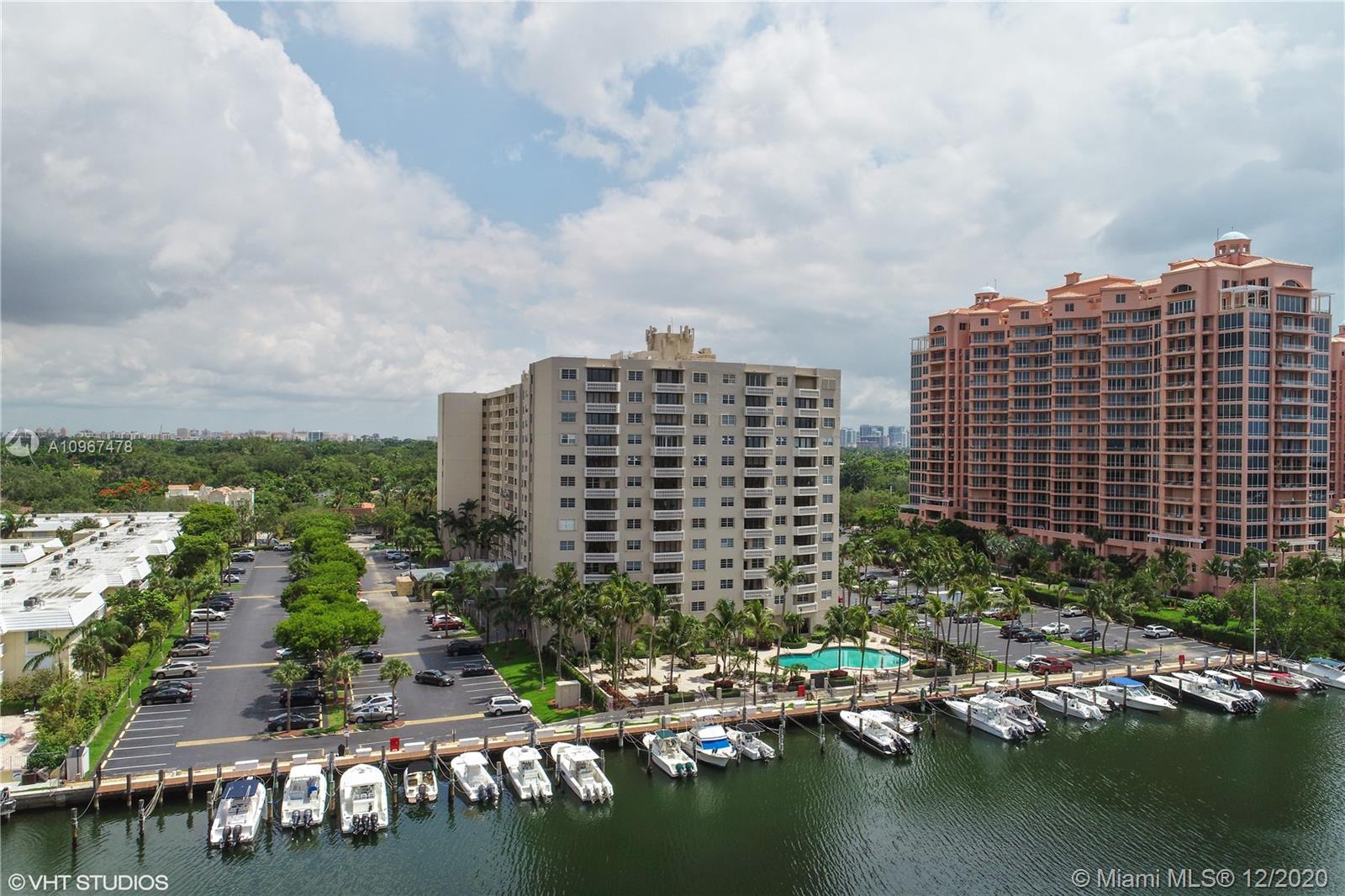 90 Edgewater Dr, Coral Gables, Florida 33133, 1 Bedroom Bedrooms, ,1 BathroomBathrooms,Residential,Sold,Gables Waterway Towers,Edgewater Dr,A10967478
