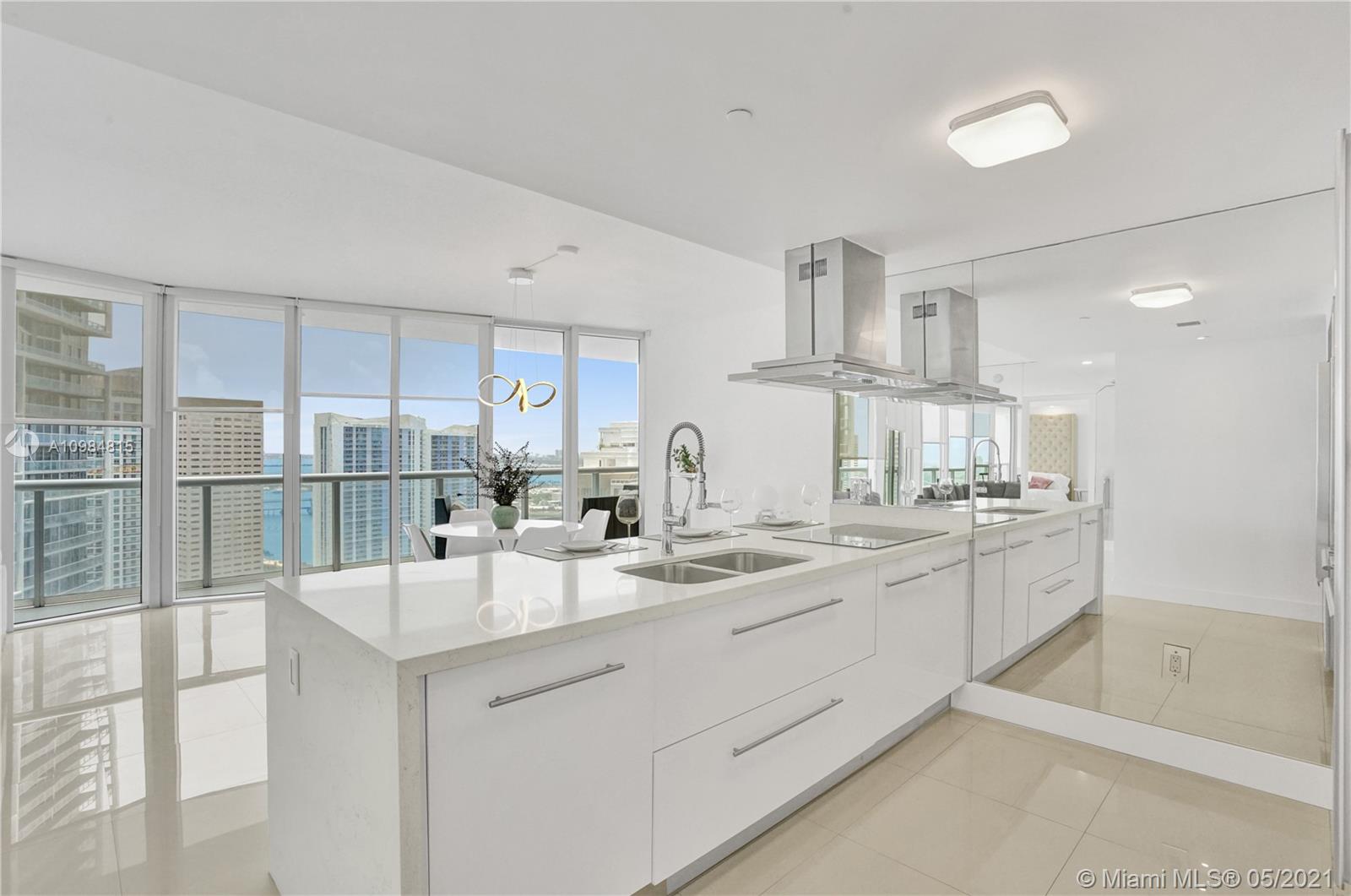 495 Brickell Avenue, Miami, Florida 33131, 2 Bedrooms Bedrooms, ,2 BathroomsBathrooms,Residential,Sold,Icon Brickell Tower 2,Brickell Avenue,A10984815