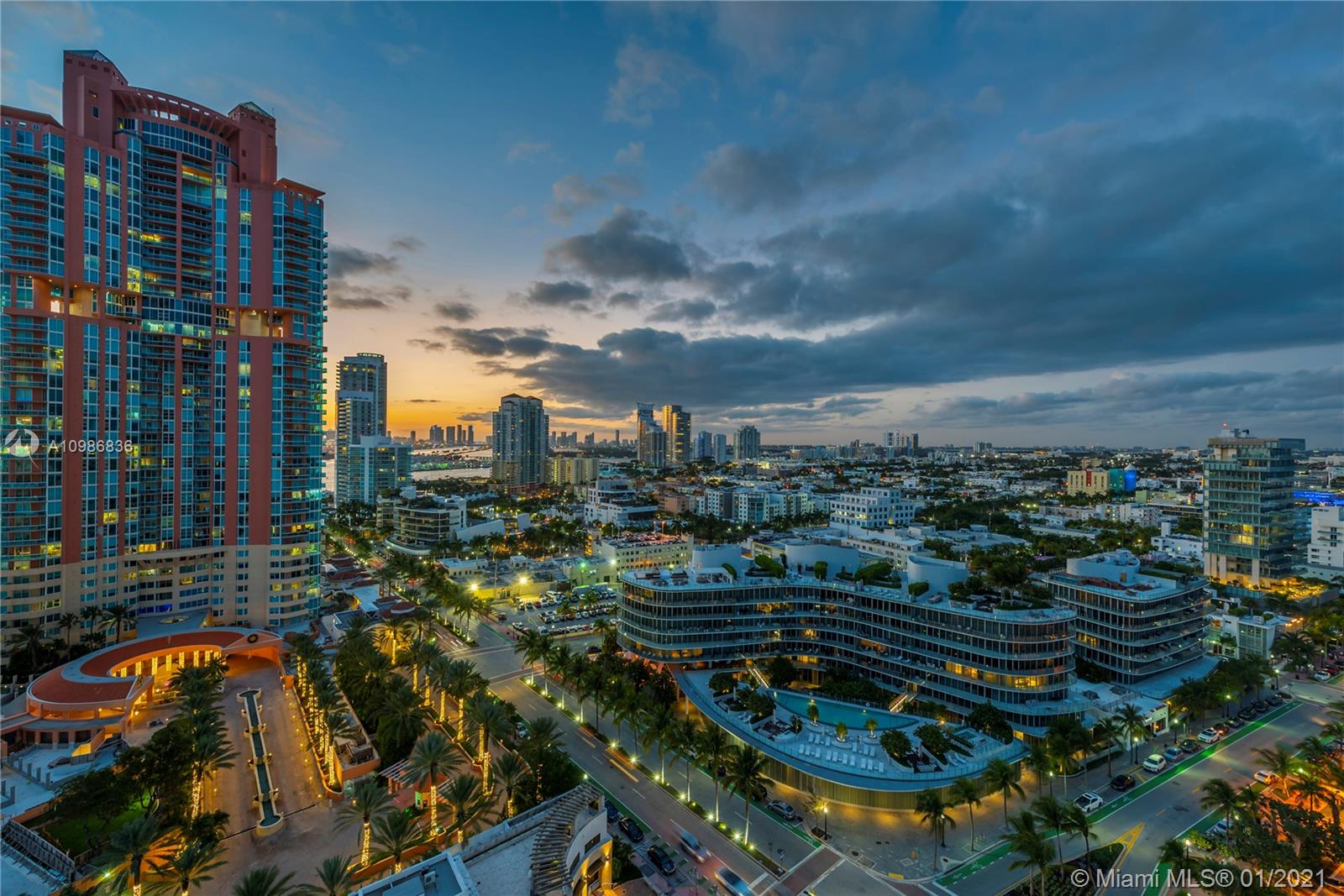 50 Pointe Dr, Miami Beach, Florida 33139, 2 Bedrooms Bedrooms, ,2 BathroomsBathrooms,Residential,Sold,CONTINUUM ON SOUTH BEACH,Pointe Dr,A10986836