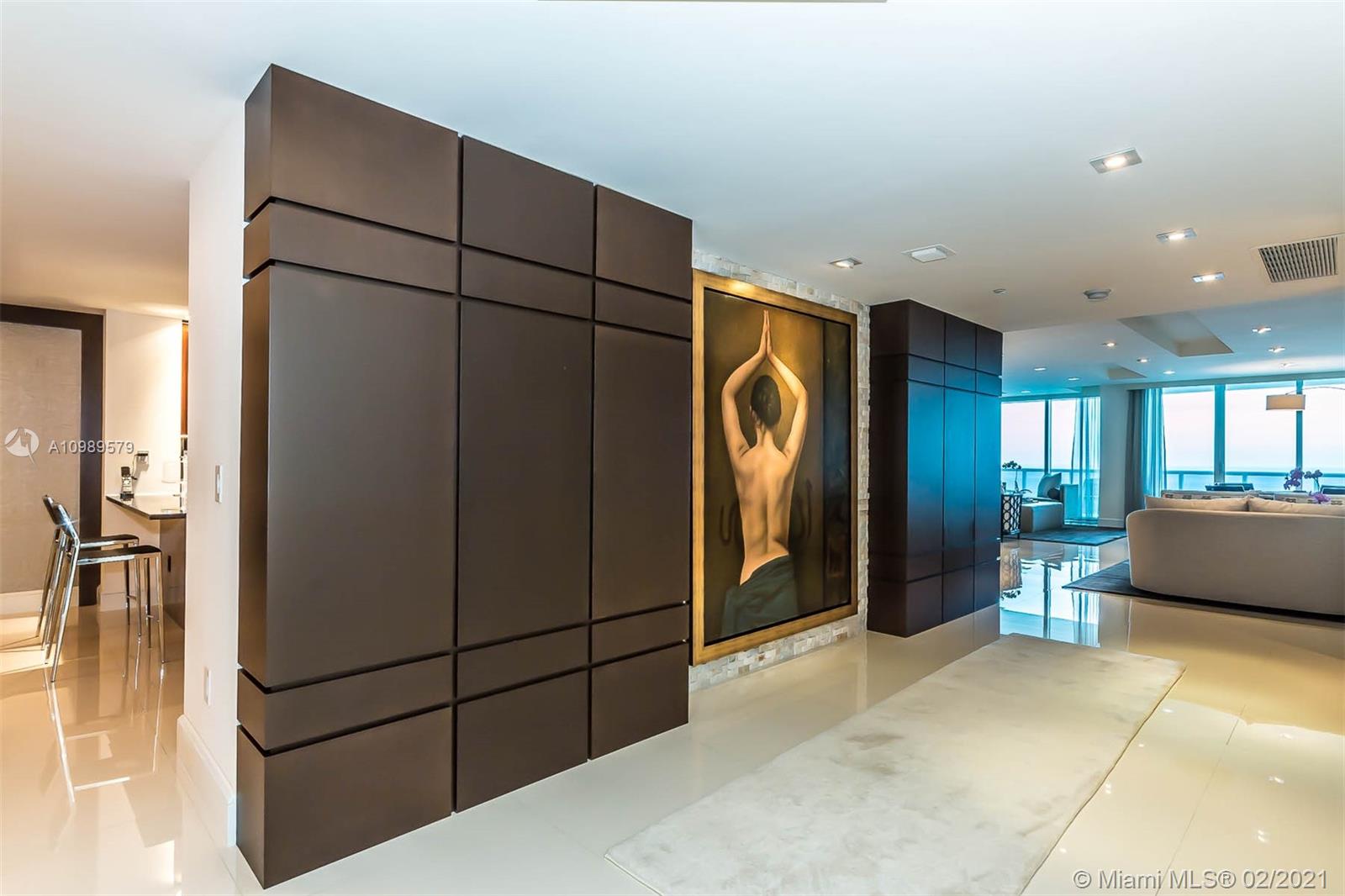 2711 OCEAN DR, Hollywood, Florida 33019, 3 Bedrooms Bedrooms, ,3 BathroomsBathrooms,Residential,Sold,TRUMP HOLLYWOOD,OCEAN DR,A10989579