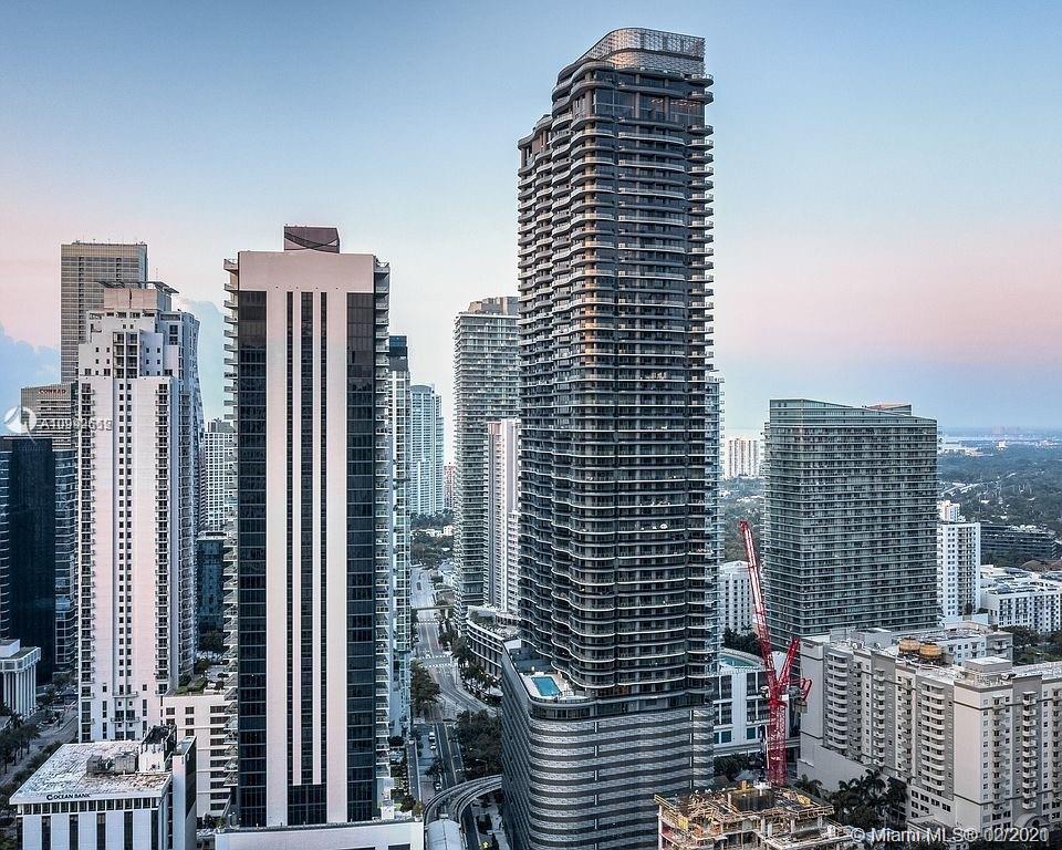 1000 Brickell Plz, Miami, Florida 33131, 3 Bedrooms Bedrooms, ,4 BathroomsBathrooms,Residential,Sold,BRICKELL FLATIRON,Brickell Plz,A10992512