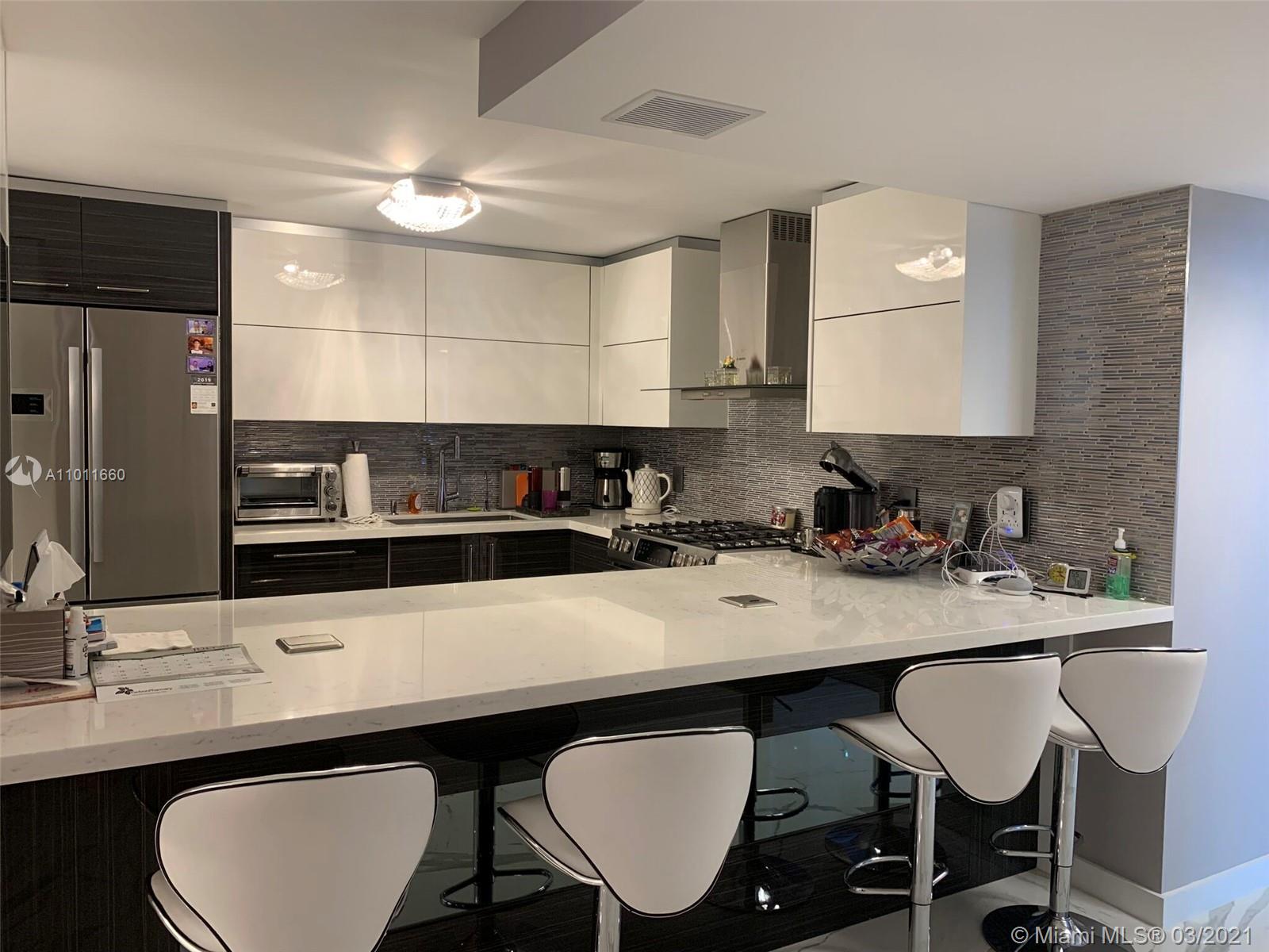 2030 Ocean Dr, Hallandale Beach, Florida 33009, 2 Bedrooms Bedrooms, ,2 BathroomsBathrooms,Residential,Sold,PARKER PLAZA ESTATES,Ocean Dr,A11011660