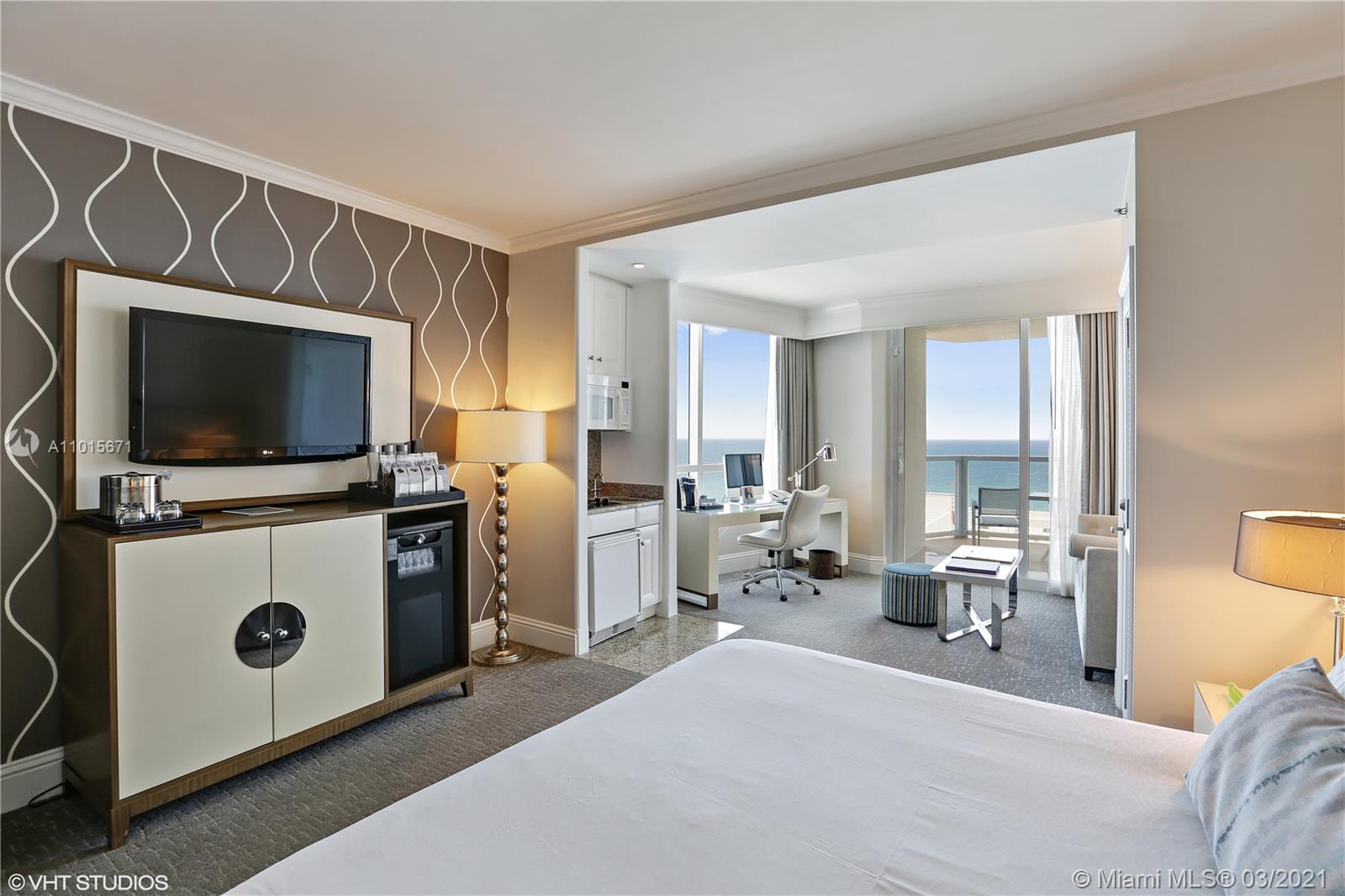 4401 COLLINS AVE, Miami Beach, Florida 33140, ,1 BathroomBathrooms,Residential,Sold,FONTAINEBLEAU II,COLLINS AVE,A11015671