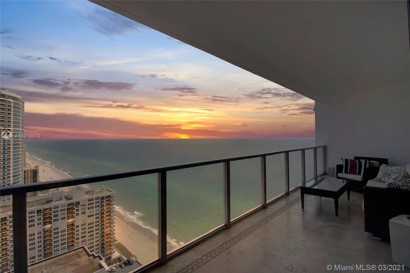 3101 Ocean Dr, Hollywood, Florida 33019, 3 Bedrooms Bedrooms, ,3 BathroomsBathrooms,Residential,Sold,OCEAN PALMS CONDO,Ocean Dr,A11016570