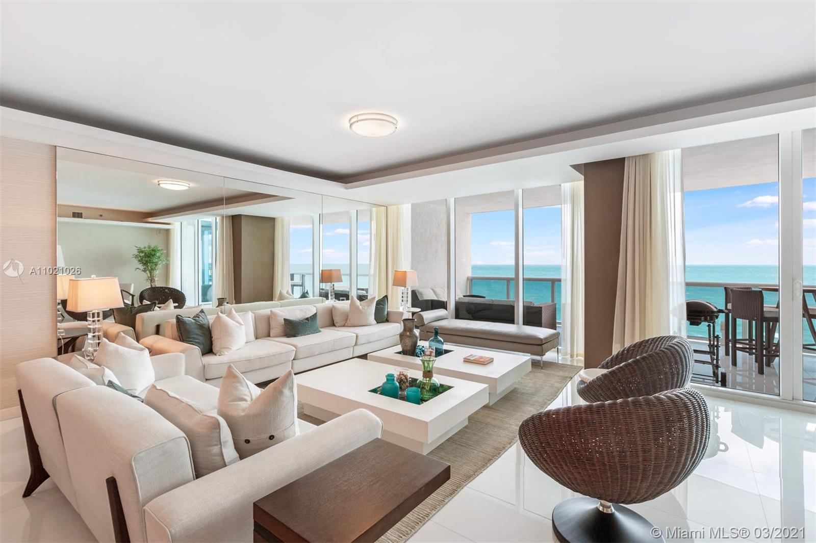 2711 Ocean Dr, Hollywood, Florida 33019, 3 Bedrooms Bedrooms, ,3 BathroomsBathrooms,Residential,Sold,Trump Hollywood,Ocean Dr,A11021026