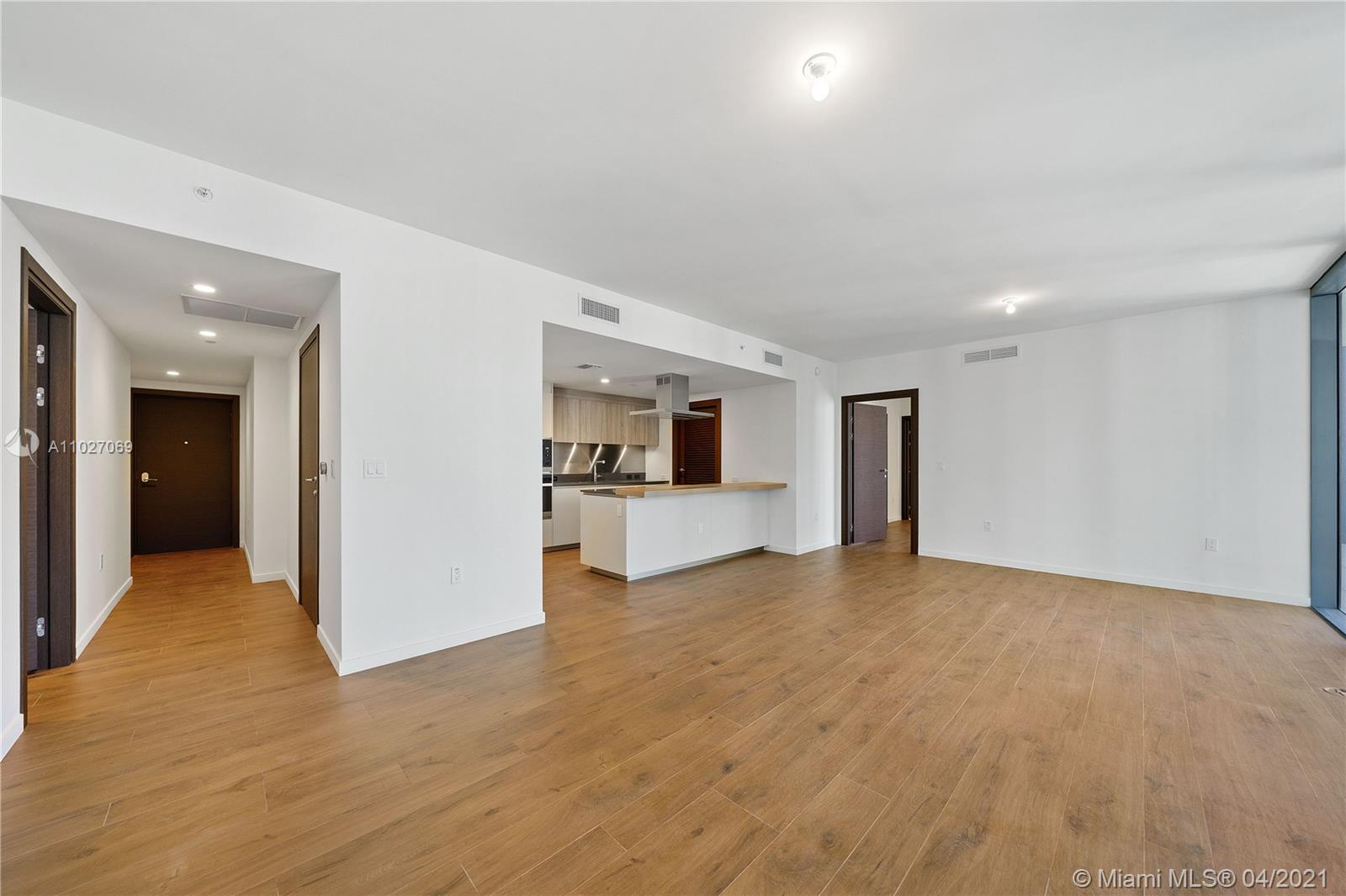 1000 Brickell Plaza, Miami, Florida 33131, 2 Bedrooms Bedrooms, ,2 BathroomsBathrooms,Residential,Sold,BRICKELL FLATIRON,Brickell Plaza,A11027069