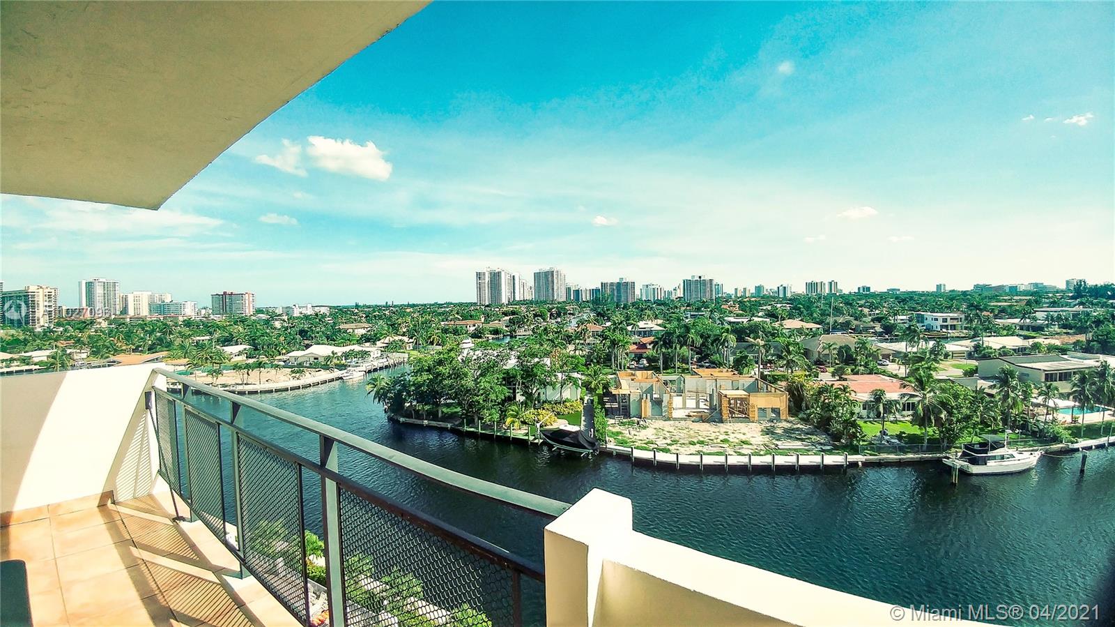 401 Golden Isles Dr, Hallandale Beach, Florida 33009, 2 Bedrooms Bedrooms, ,2 BathroomsBathrooms,Residential,Sold,OCEAN VIEW TOWERS,Golden Isles Dr,A11027096