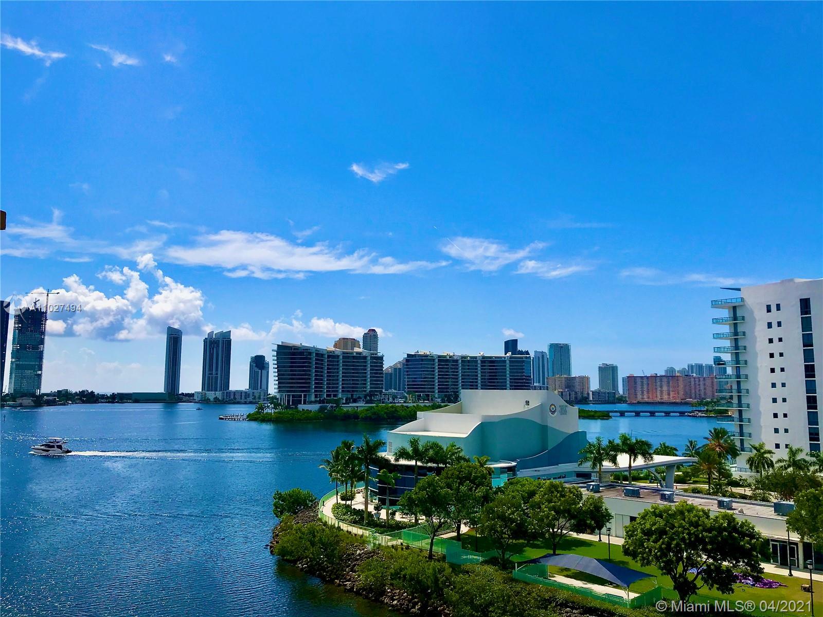 3330 190th St, Aventura, Florida 33180, 3 Bedrooms Bedrooms, ,2 BathroomsBathrooms,Residential,Sold,AVENTURA MARINA TWO,190th St,A11027494