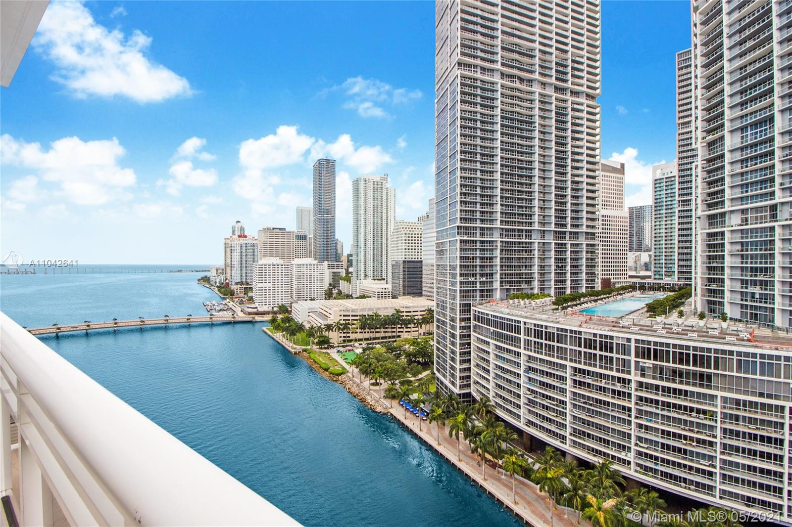 901 Brickell Key Blvd, Miami, Florida 33131, 3 Bedrooms Bedrooms, ,3 BathroomsBathrooms,Residential,Sold,CARBONELL CONDO,Brickell Key Blvd,A11042641