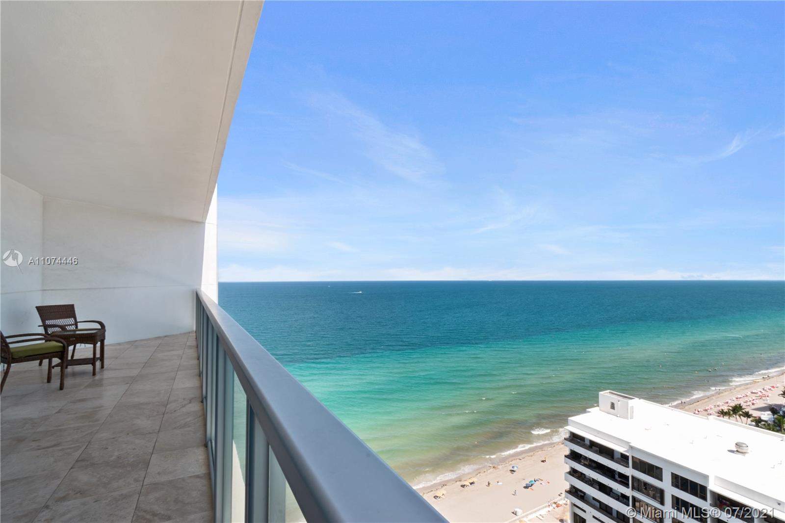 3101 Ocean Drive, Hollywood, Florida 33019, 3 Bedrooms Bedrooms, ,3 BathroomsBathrooms,Residential,Sold,Ocean Palms,Ocean Drive,A11074446