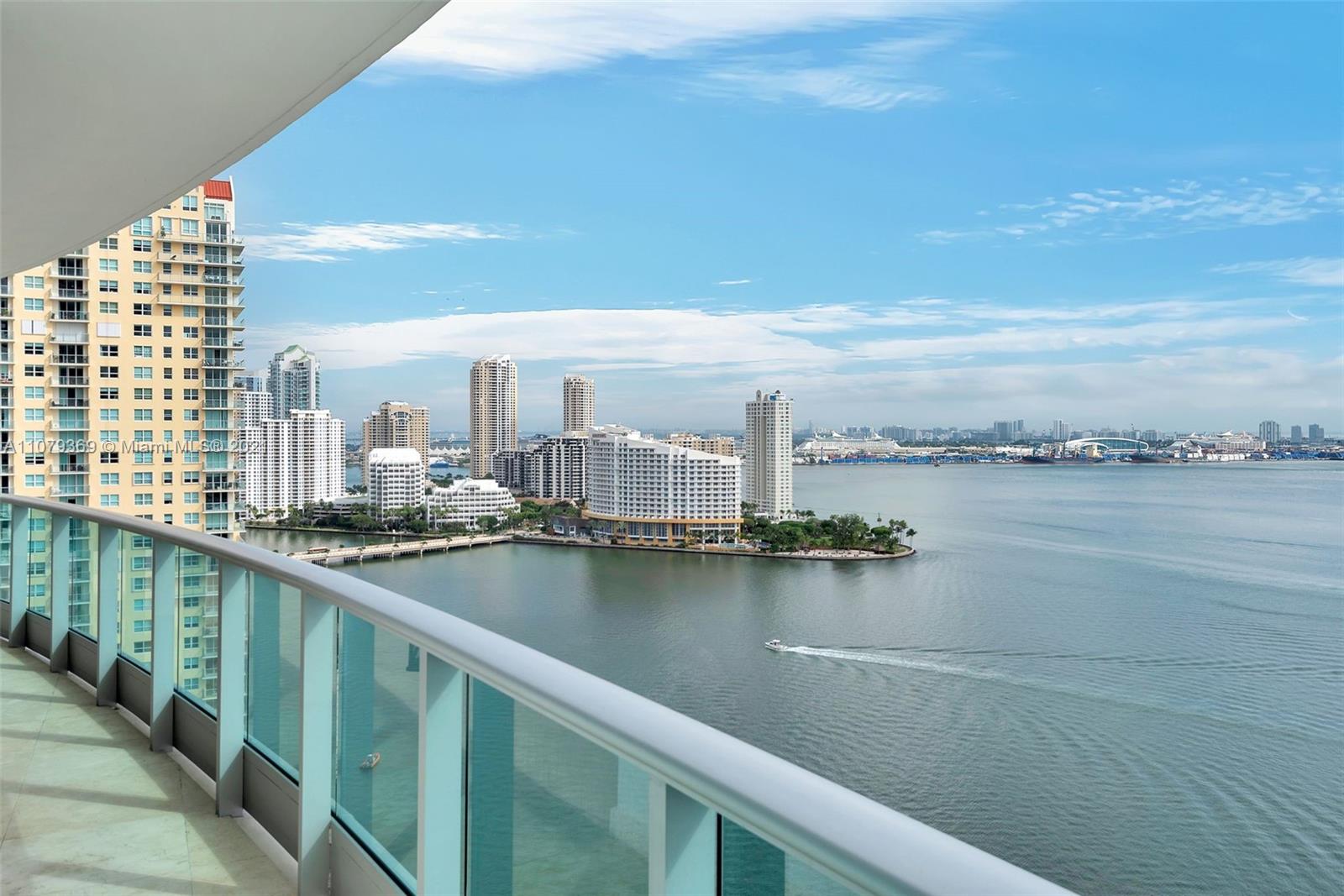 1331 Brickell Bay Dr, Miami, Florida 33131, 2 Bedrooms Bedrooms, ,2 BathroomsBathrooms,Residential,Sold,JADE RESIDENCES AT BRICKE,Brickell Bay Dr,A11079369