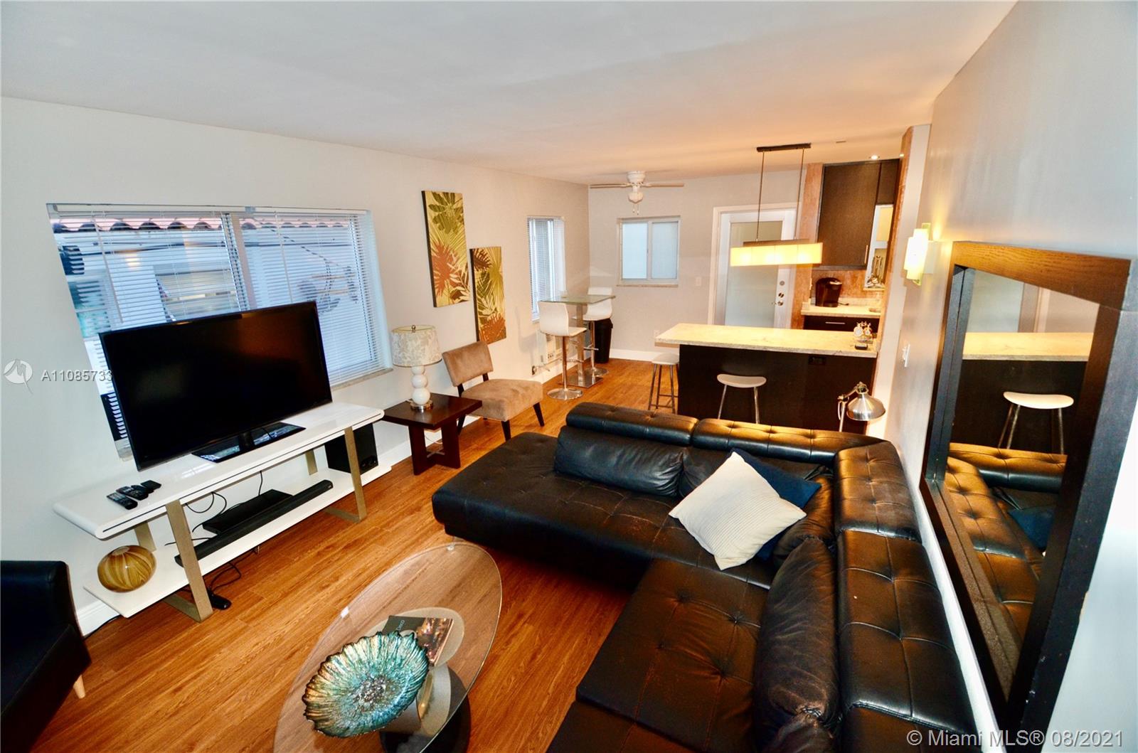 641 Espanola Way, Miami Beach, Florida 33139, 1 Bedroom Bedrooms, ,1 BathroomBathrooms,Residential,Sold,641 ESPANOLA WAY,Espanola Way,A11085733