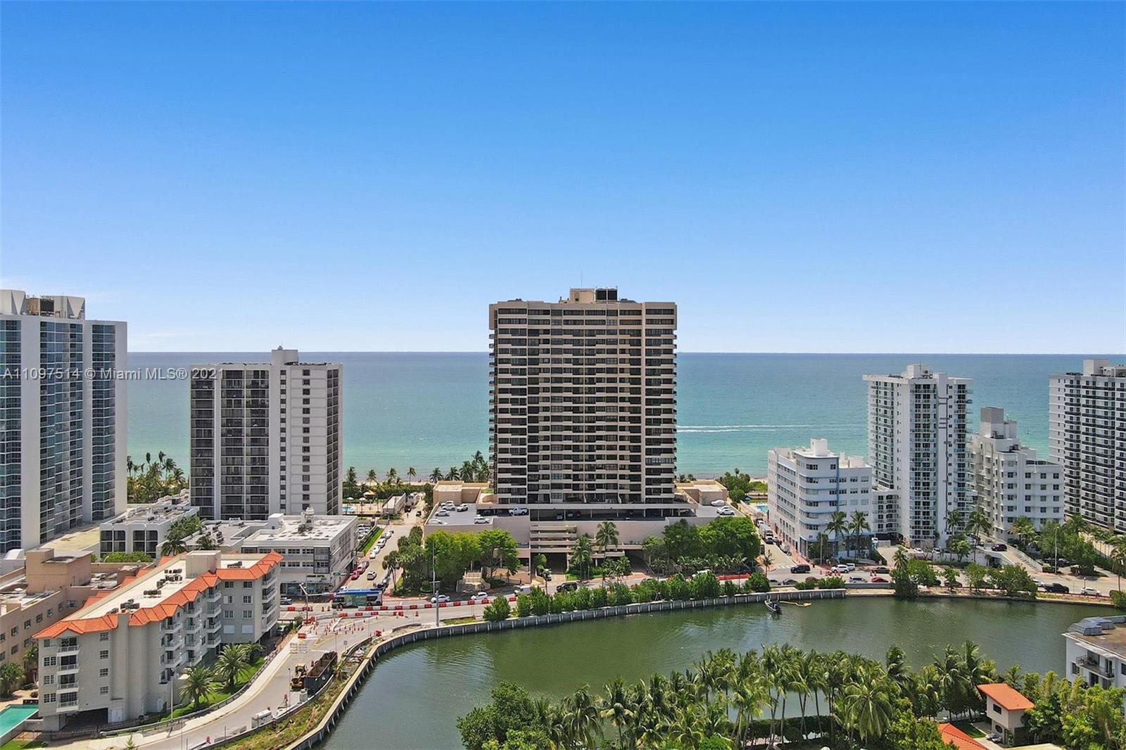 2555 Collins Ave, Miami Beach, Florida 33140, 2 Bedrooms Bedrooms, ,2 BathroomsBathrooms,Residential,Sold,CLUB ATLANTIS,Collins Ave,A11097514