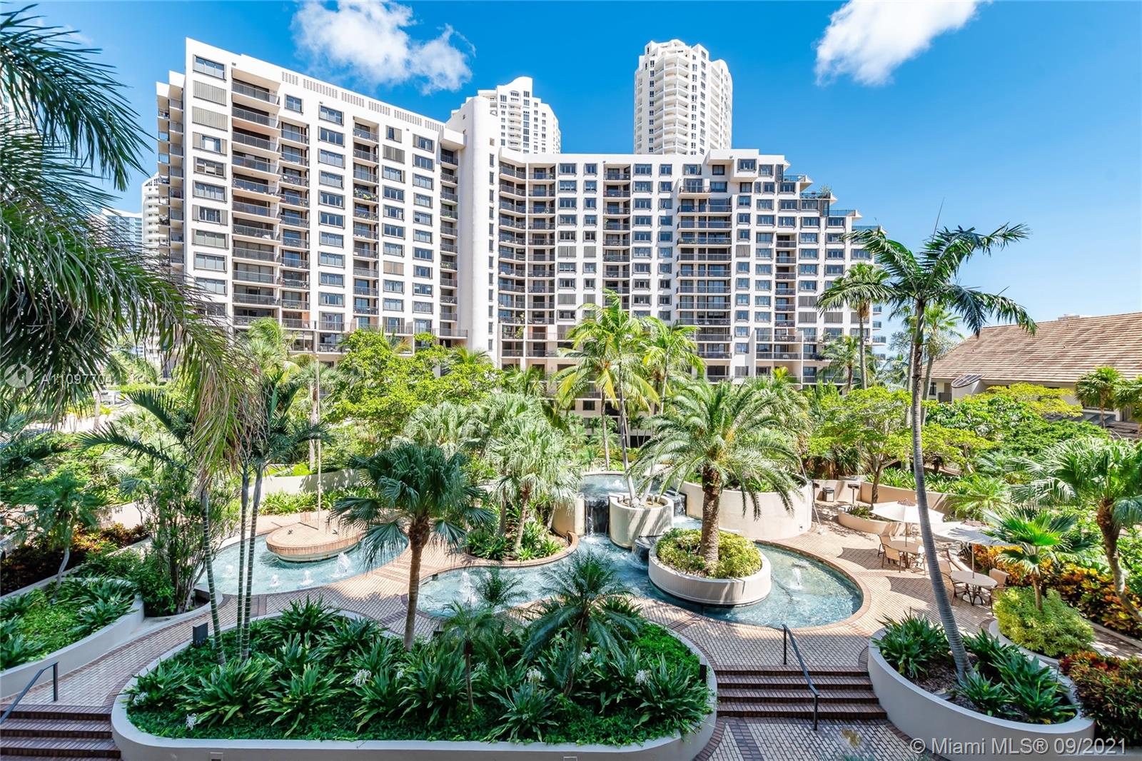 520 Brickell Key Dr, Miami, Florida 33131, 2 Bedrooms Bedrooms, ,2 BathroomsBathrooms,Residential,Sold,BRICKELL KEY ONE CONDO,Brickell Key Dr,A11097704