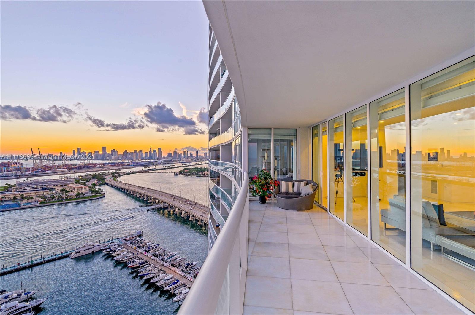 450 Alton Rd, Miami Beach, Florida 33139, 3 Bedrooms Bedrooms, ,3 BathroomsBathrooms,Residential,Sold,ICON,Alton Rd,A11118039