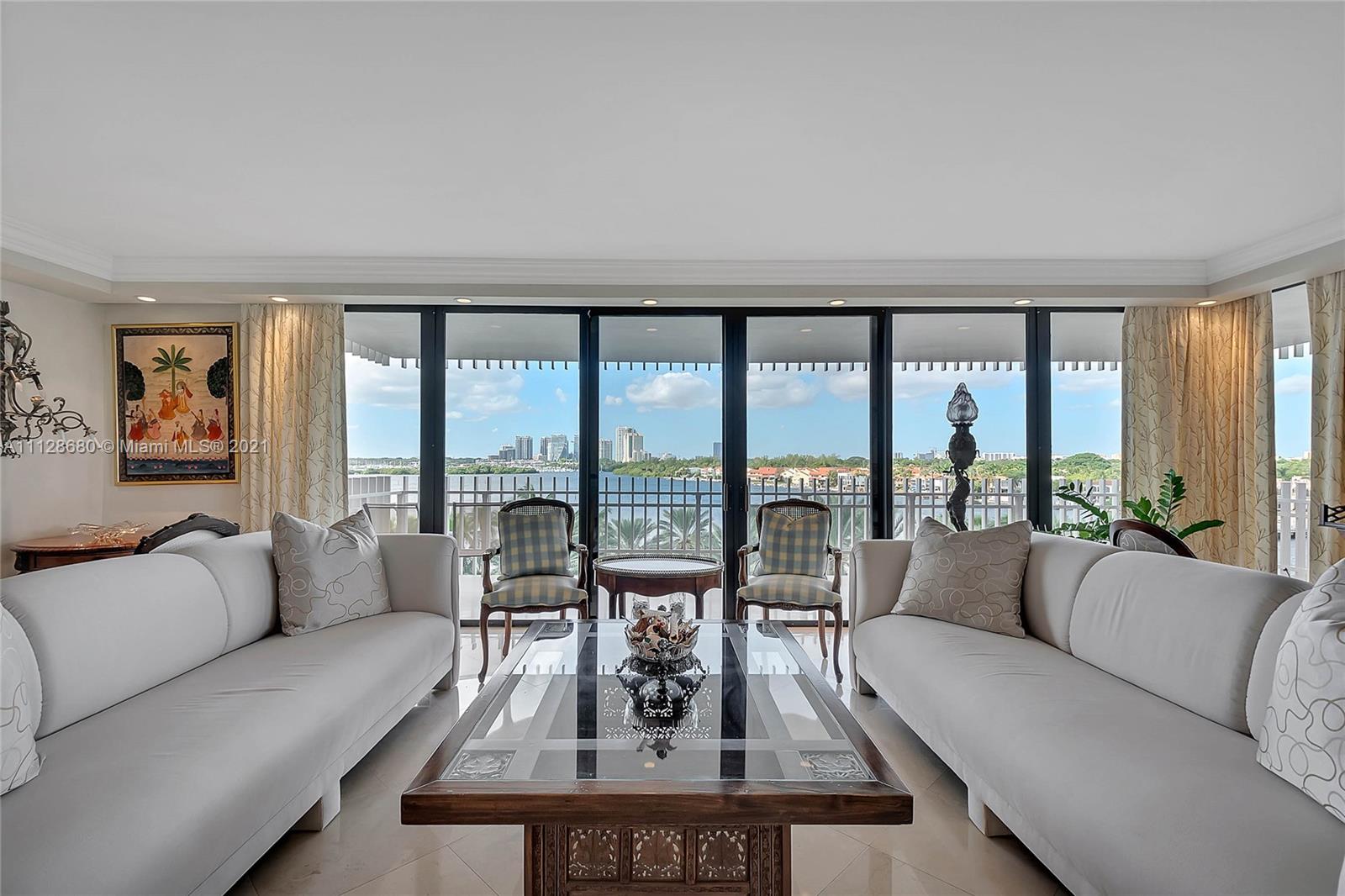 1 Grove Isle Dr, Coconut Grove, Florida 33133, 3 Bedrooms Bedrooms, ,2 BathroomsBathrooms,Residential,Sold,Grove Isle,Grove Isle Dr,A11128680