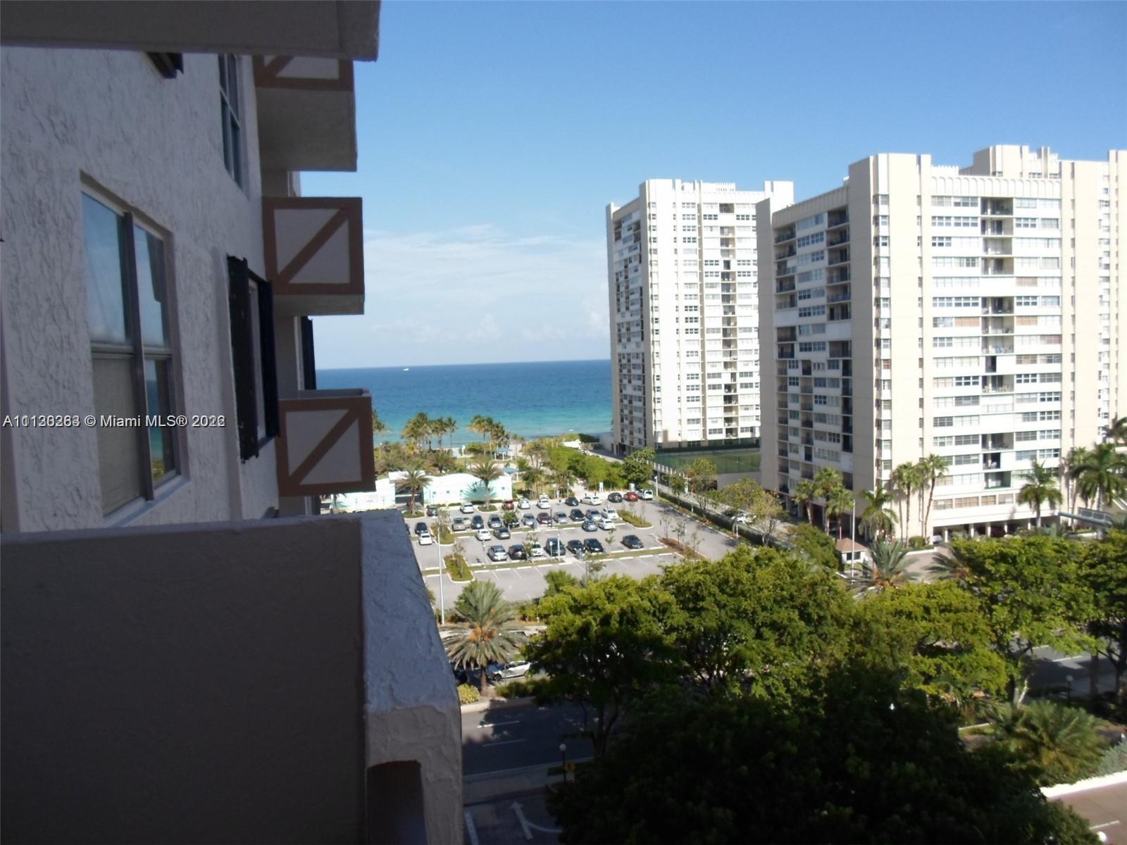 1865 Ocean Dr, Hallandale Beach, Florida 33009, 1 Bedroom Bedrooms, ,2 BathroomsBathrooms,Residential,Sold,PRINCE GEORGE CONDO,Ocean Dr,A11130263
