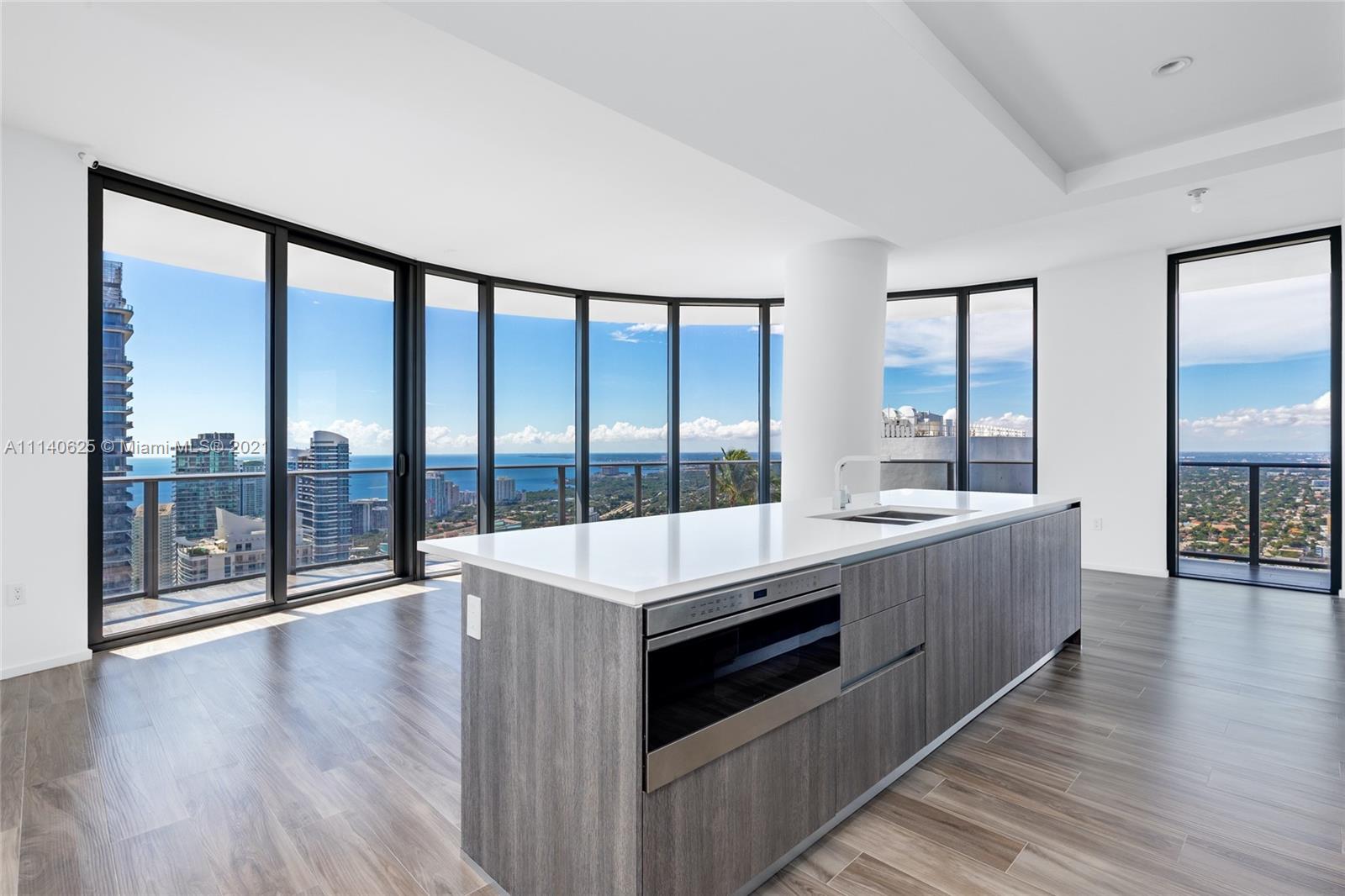 801 Miami Ave, Miami, Florida 33130, 3 Bedrooms Bedrooms, ,4 BathroomsBathrooms,Residential,Sold,SLS LUX,Miami Ave,A11140625