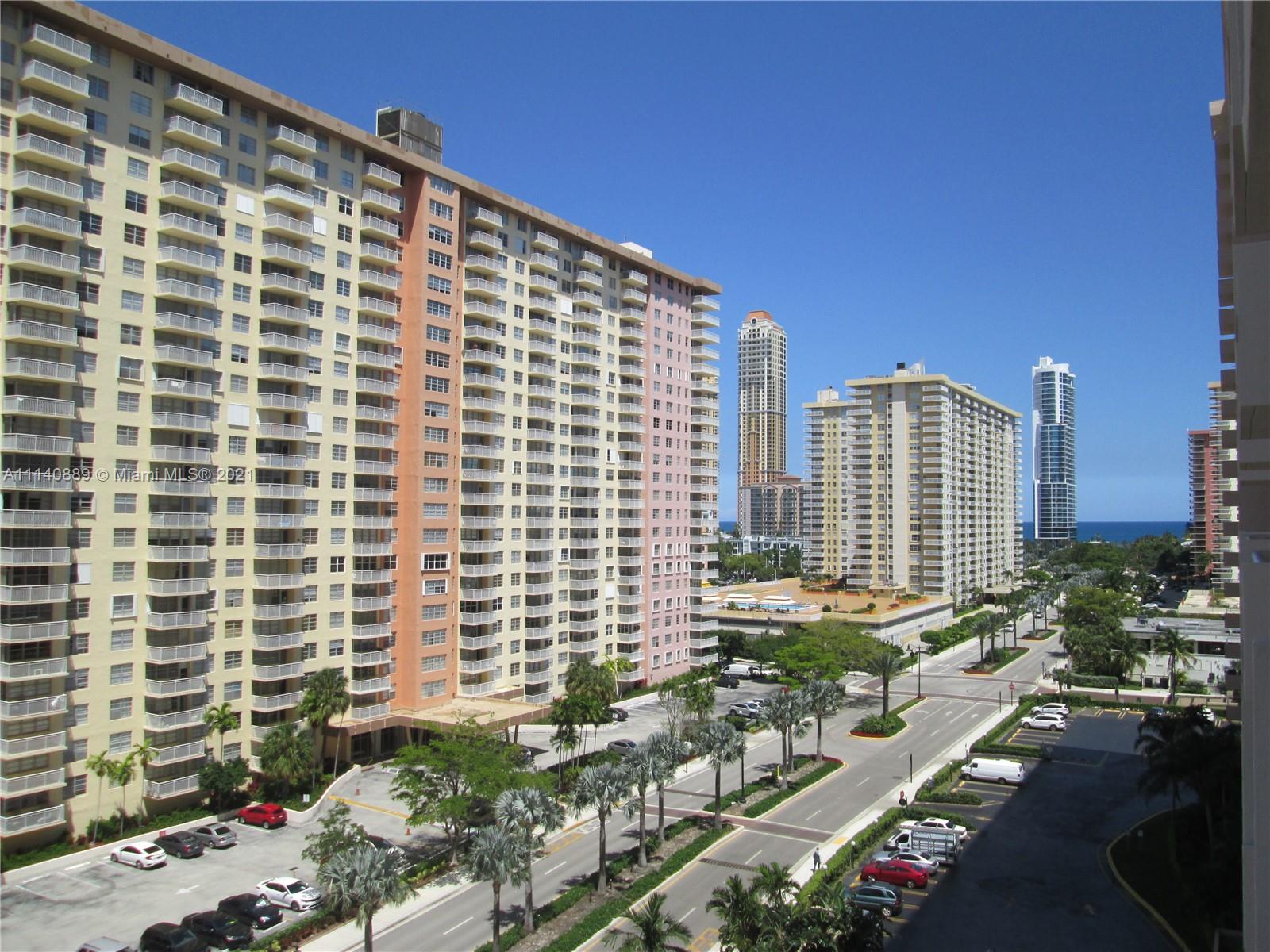 250 174th St, Sunny Isles Beach, Florida 33160, 1 Bedroom Bedrooms, ,1 BathroomBathrooms,Residential,Sold,WINSTON TOWERS,174th St,A11140889