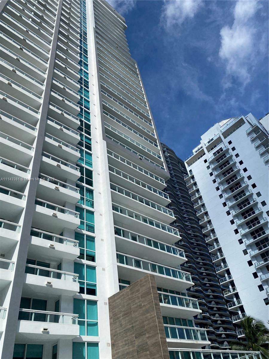 1080 Brickell Avenue, Miami, Florida 33131, 2 Bedrooms Bedrooms, ,2 BathroomsBathrooms,Residential,Sold,THE BOND,Brickell Avenue,A11143381