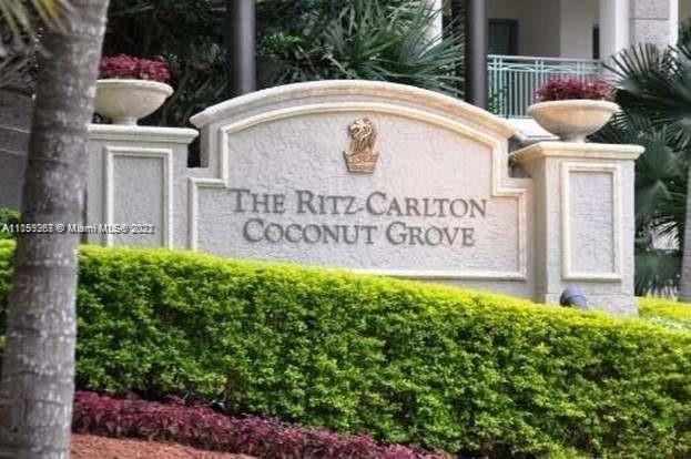 3400 27th Ave, Coconut Grove, Florida 33133, 2 Bedrooms Bedrooms, ,2 BathroomsBathrooms,Residential,Sold,THE TOWER RESIDENCES COND,27th Ave,A11159267